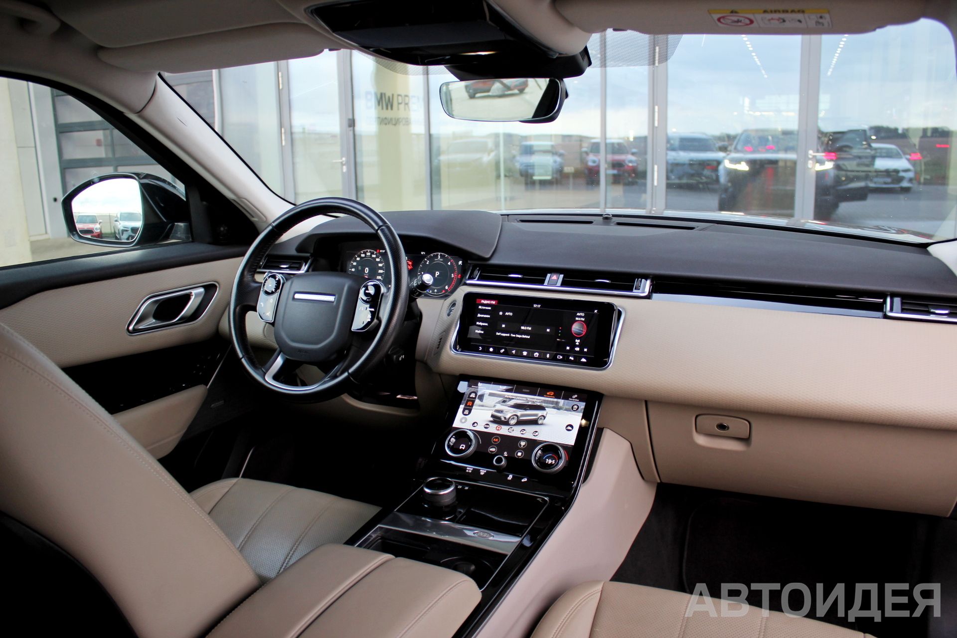 Land Rover Range-Rover Velar 2.0d 240PS фото 7