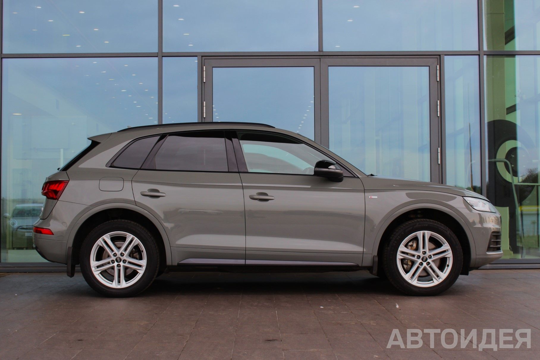 Audi Q5 FY 2.0 фото 2