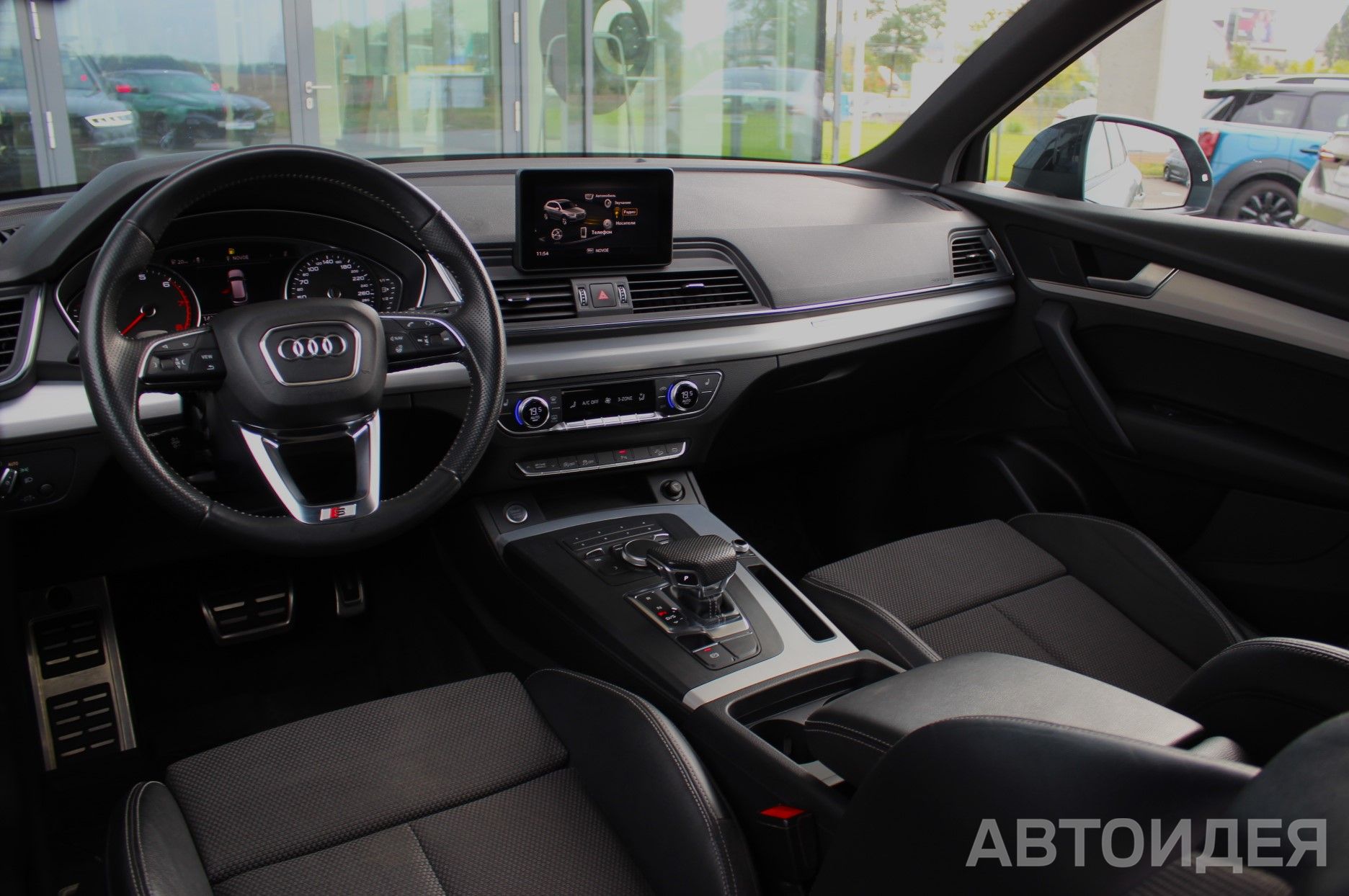 Audi Q5 FY 2.0 фото 14