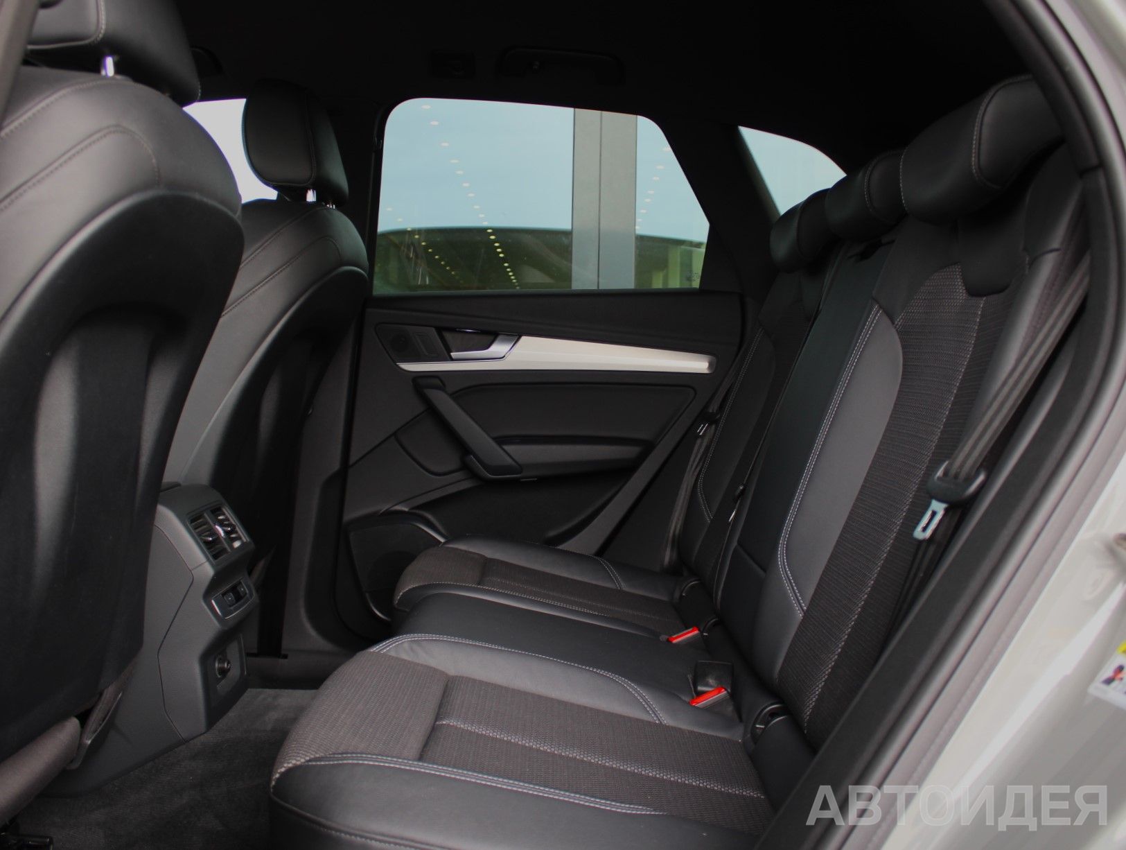 Audi Q5 FY 2.0 фото 19