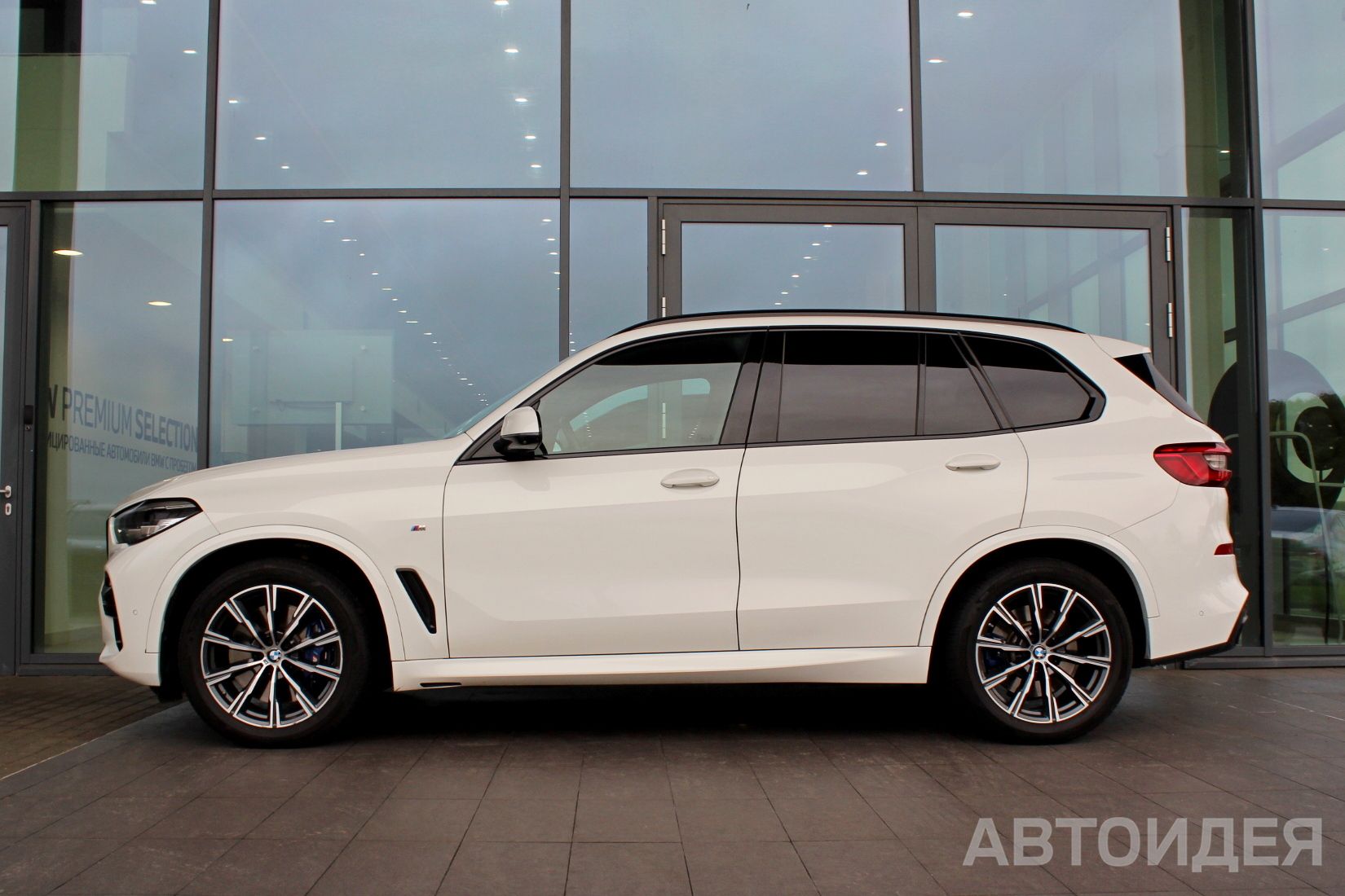 BMW X5 xDrive 30d фото 2