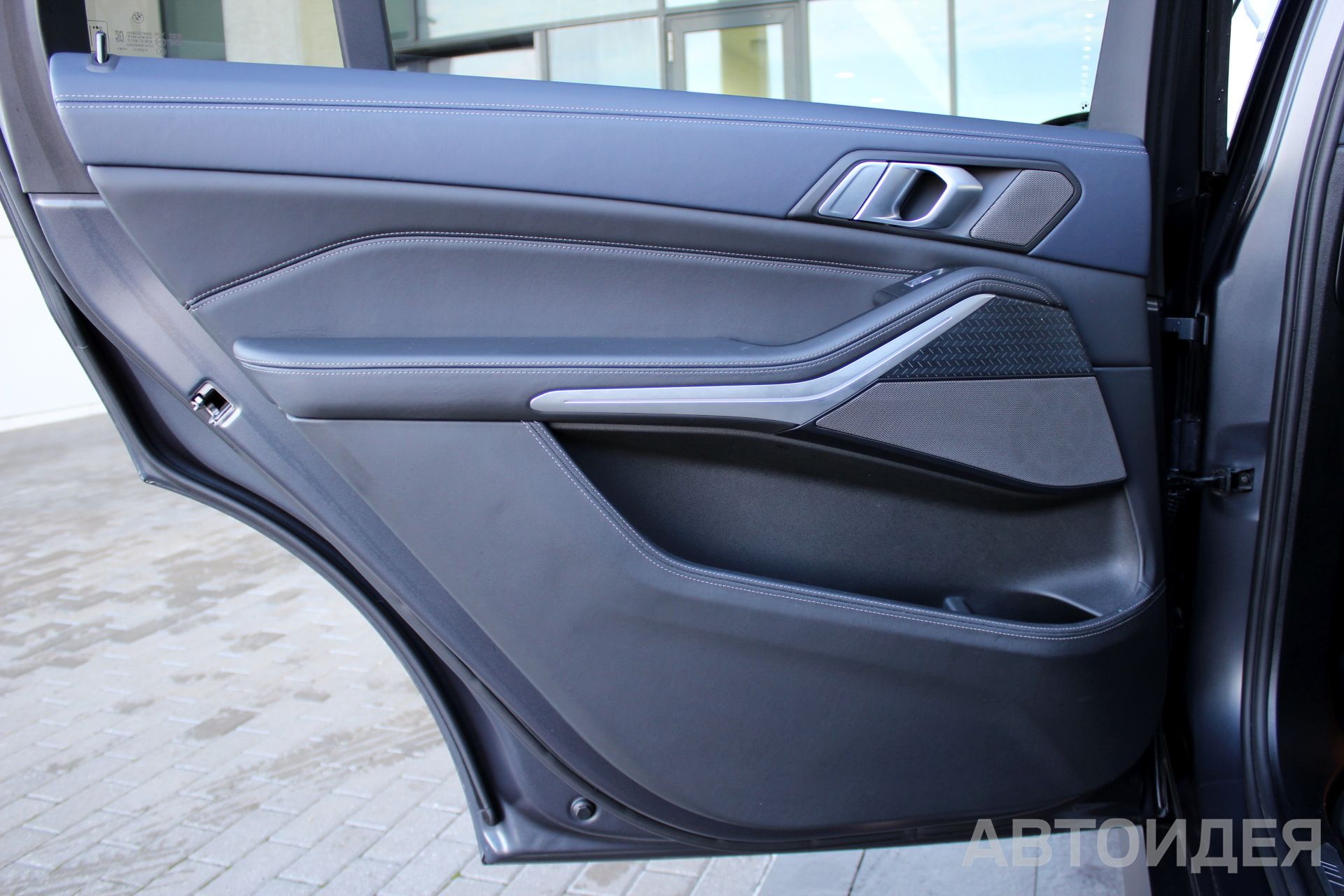 BMW X7 M50d фото 25