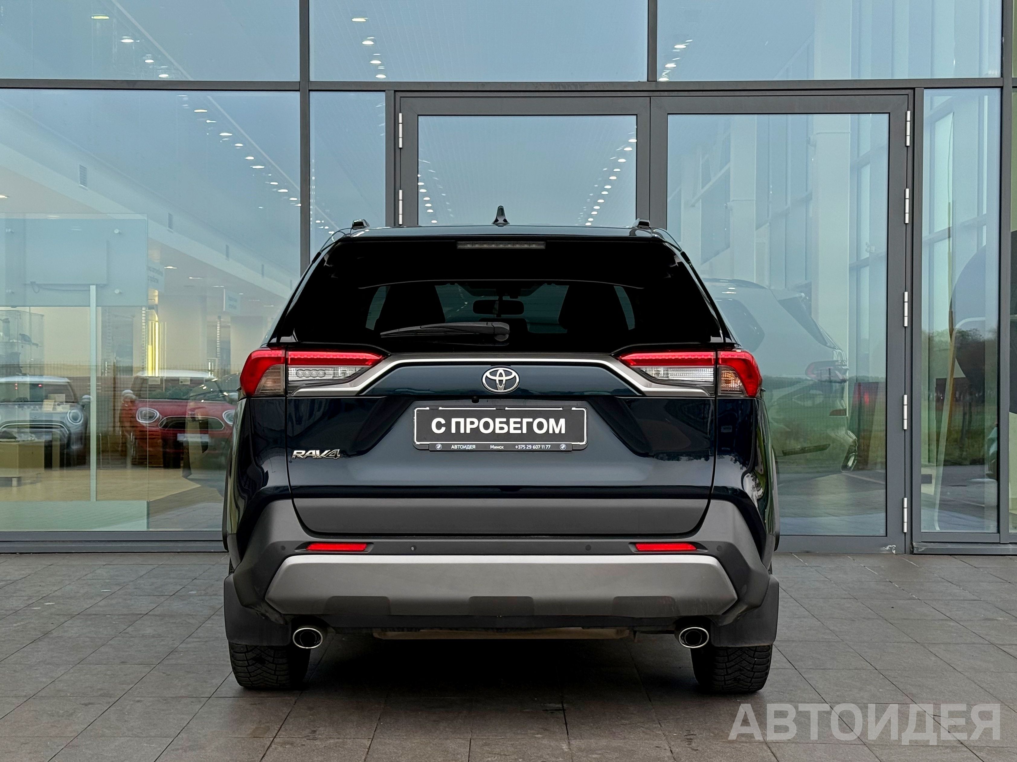 Toyota RAV4 фото 4