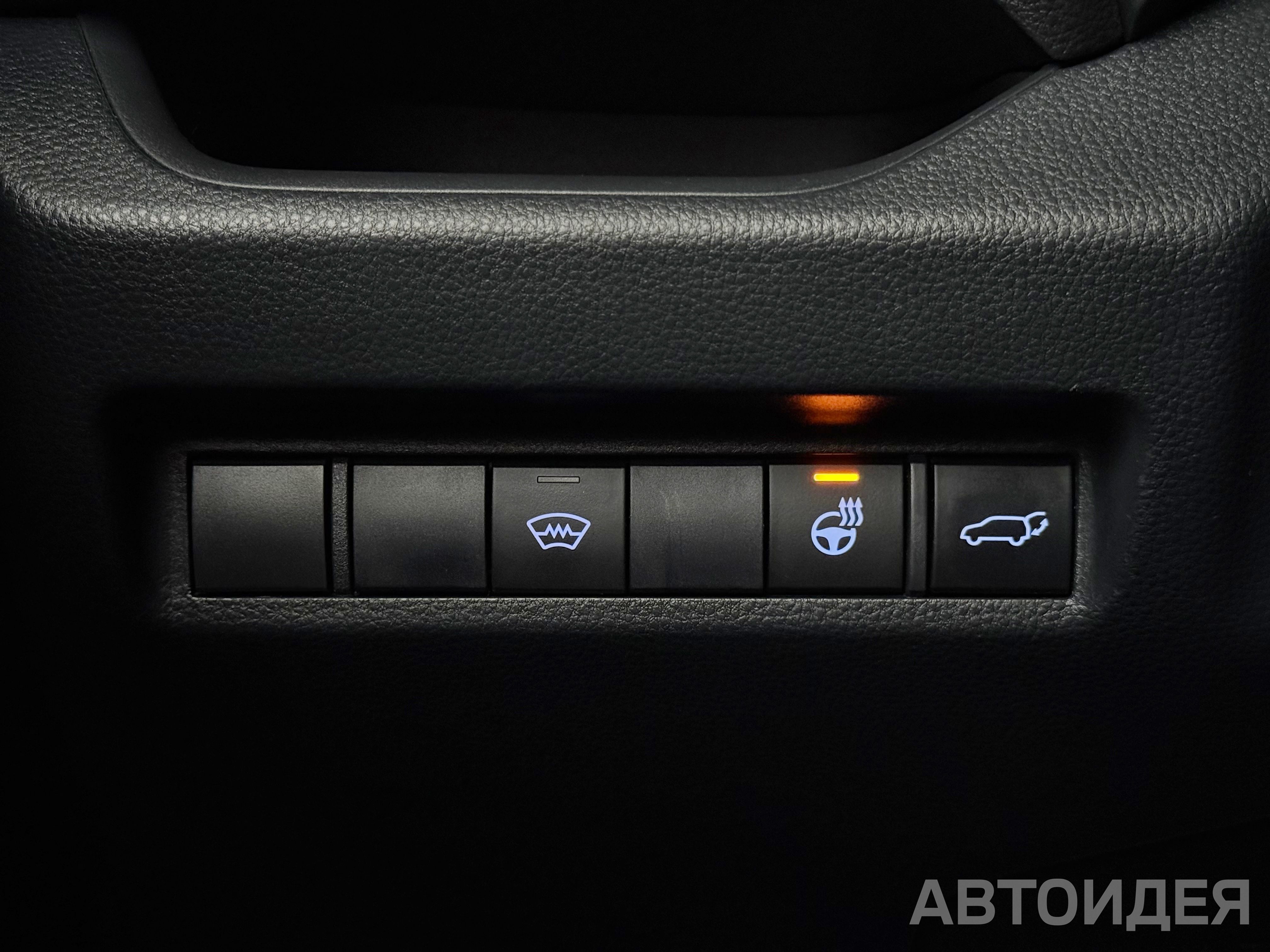 Toyota RAV4 фото 10