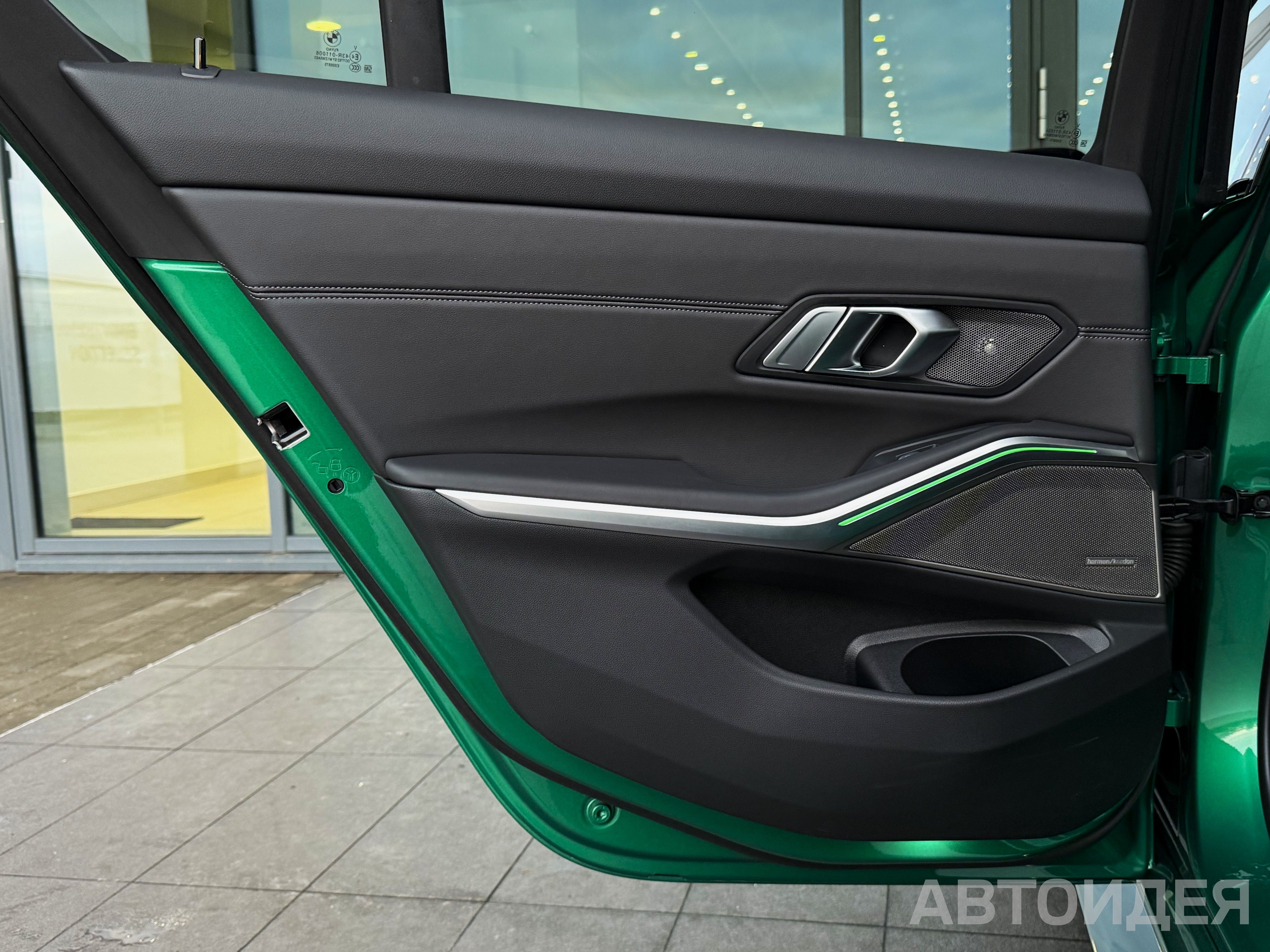 BMW M3 Competition фото 13