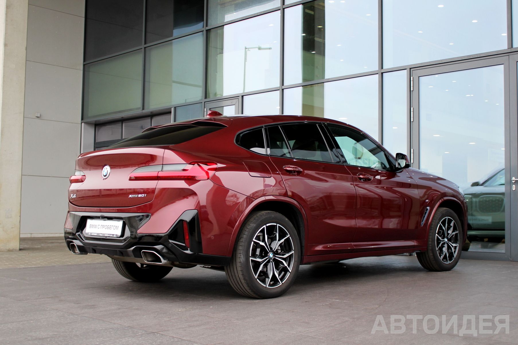 BMW X4 xDrive20i фото 1