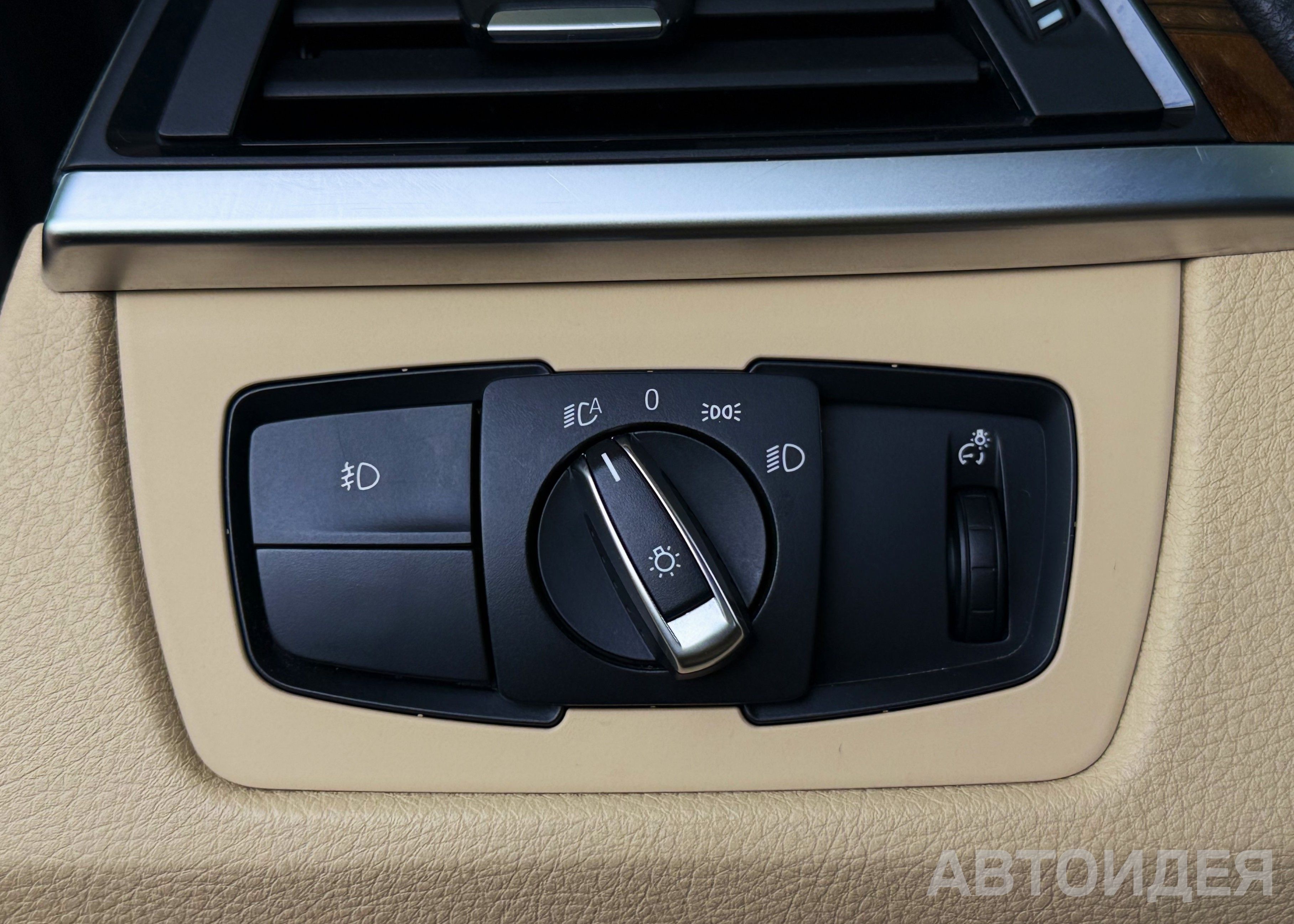 BMW 328i xDrive Gran Turismo фото 11