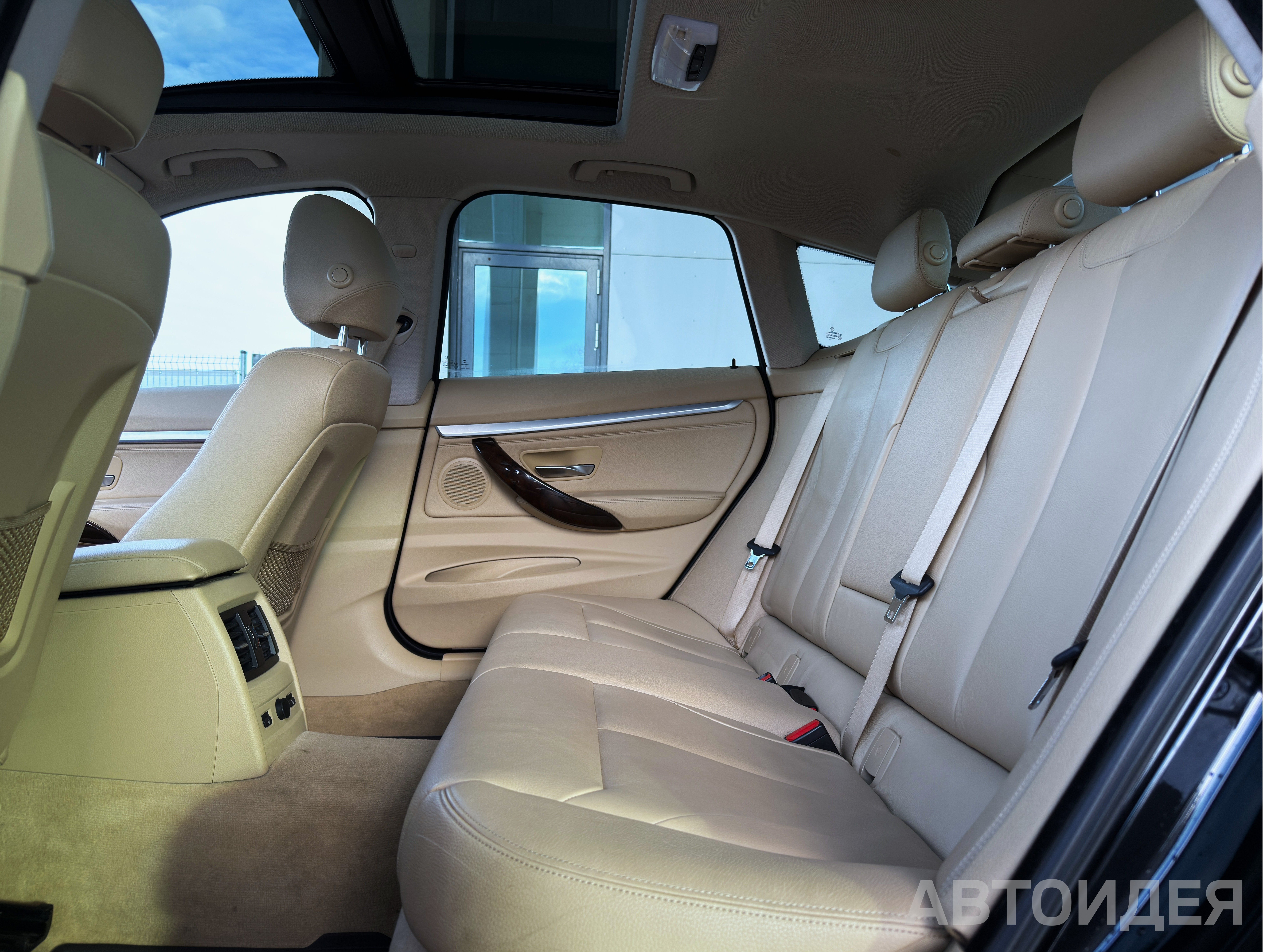 BMW 328i xDrive Gran Turismo фото 16