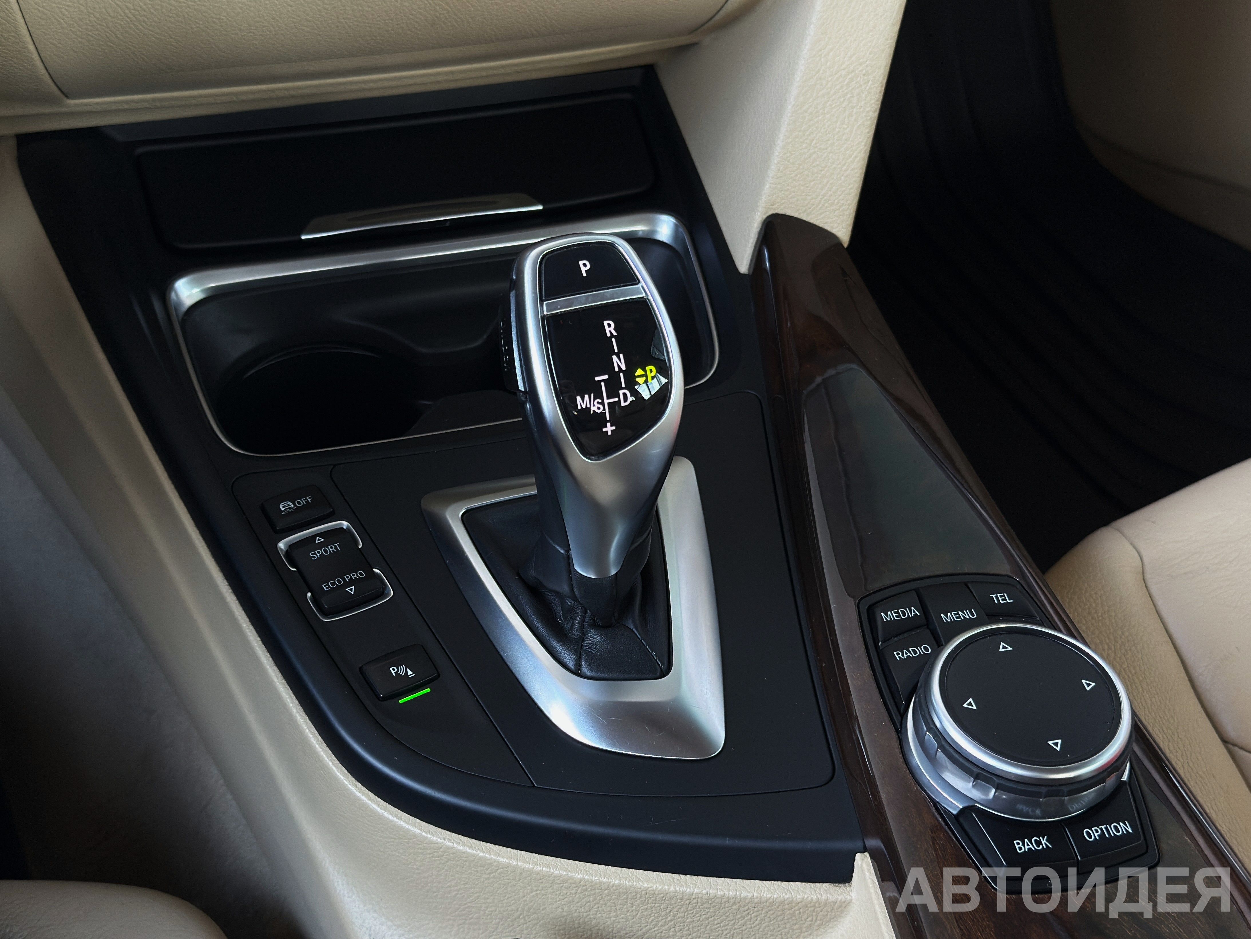 BMW 328i xDrive Gran Turismo фото 18