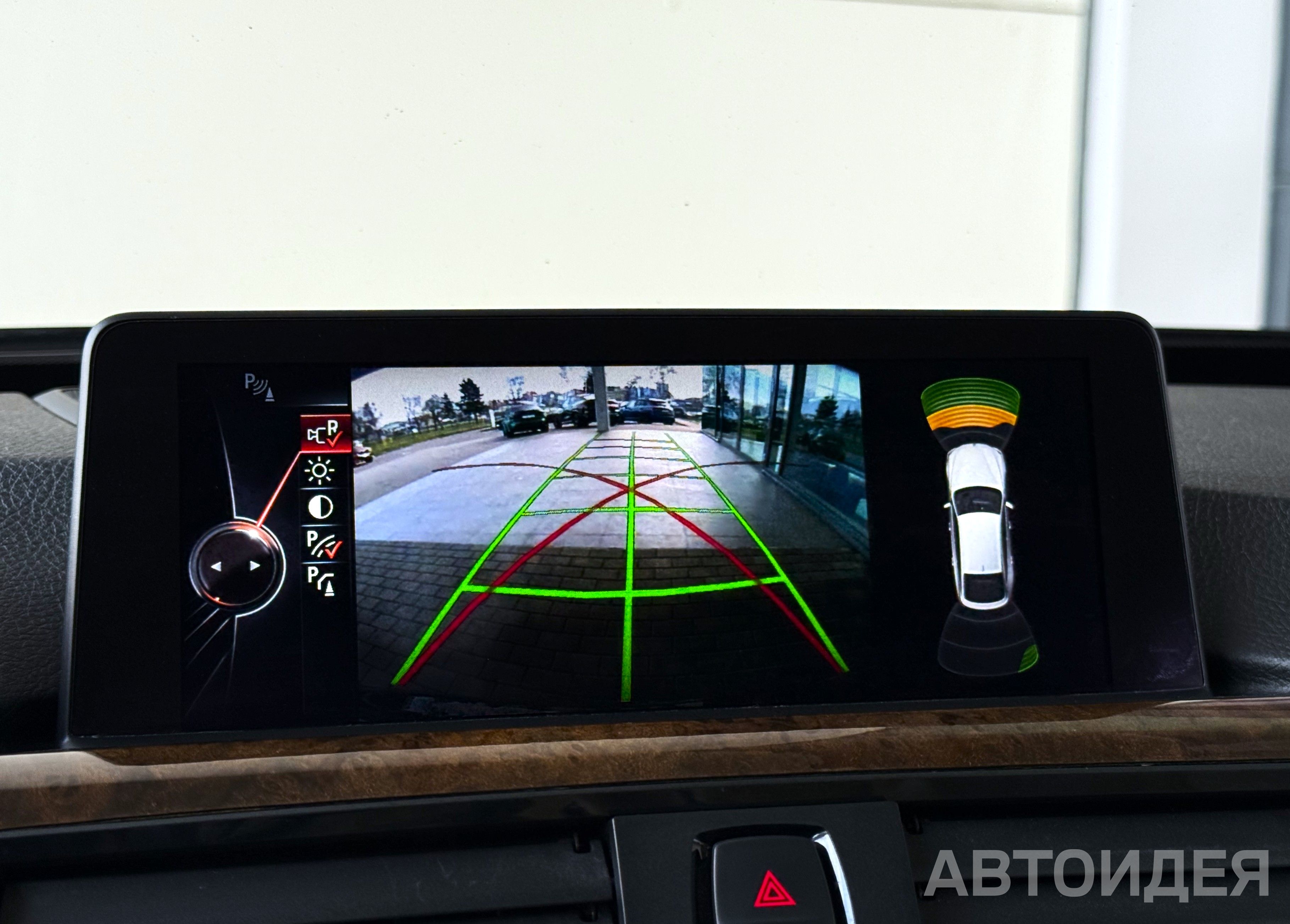 BMW 328i xDrive Gran Turismo фото 25