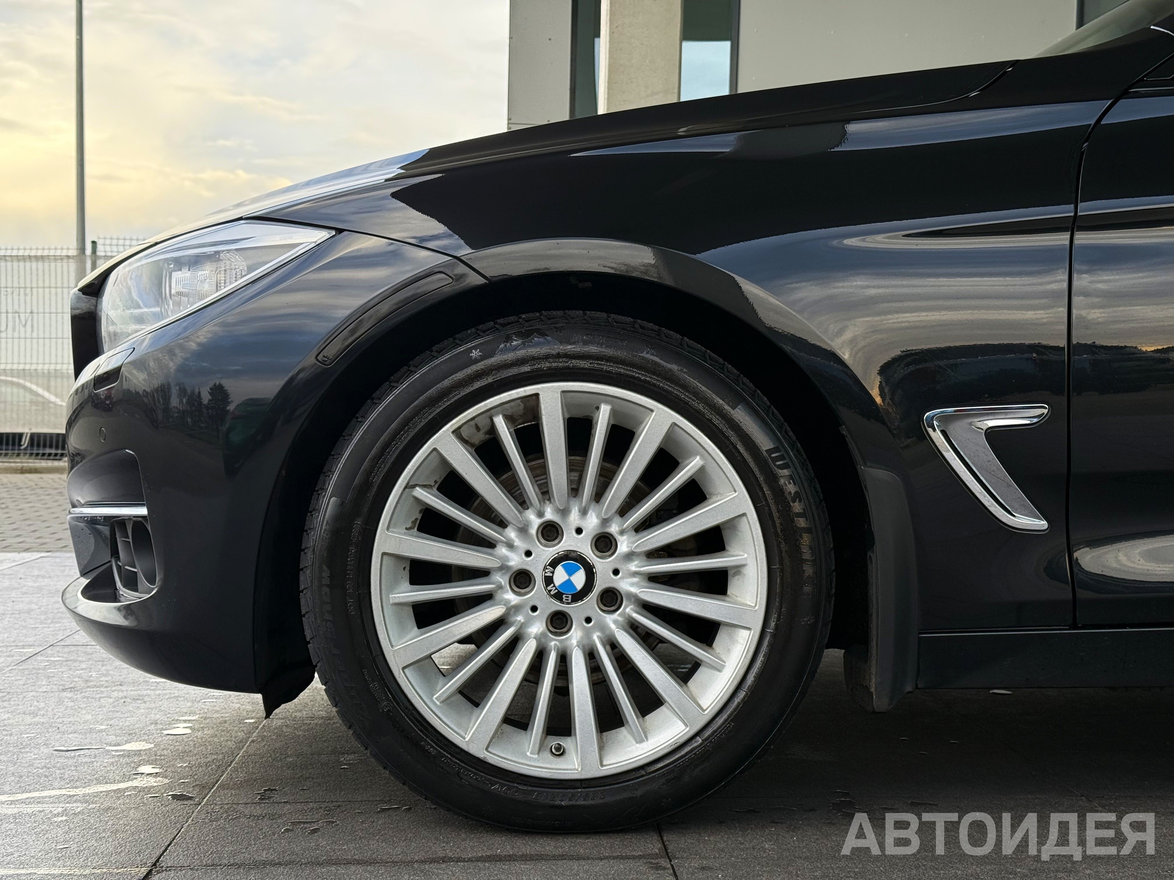 BMW 328i xDrive Gran Turismo фото 28