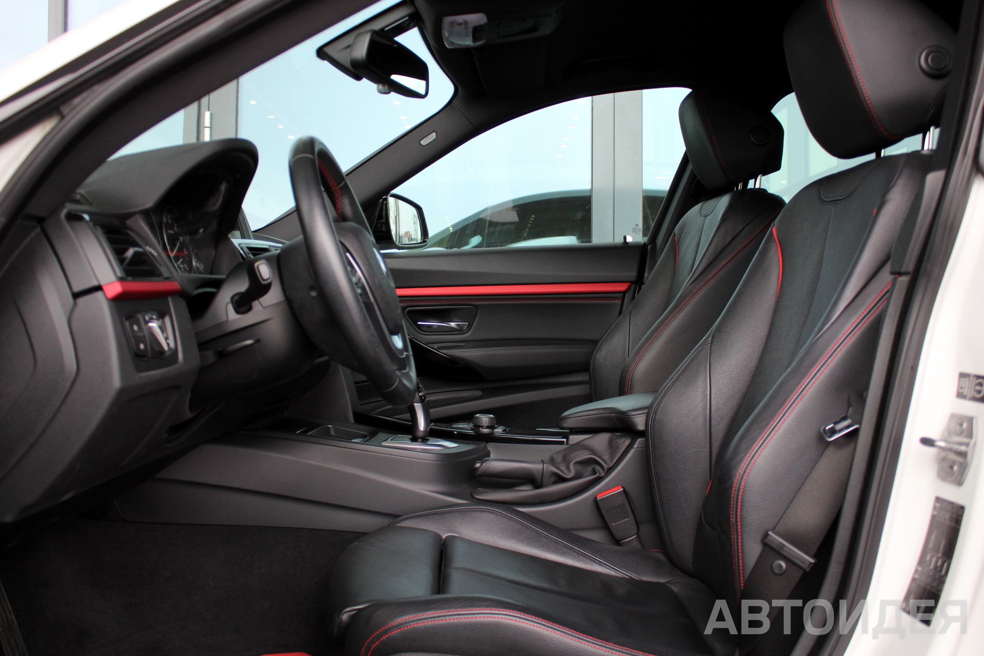 BMW 328i Gran Turismo фото 17