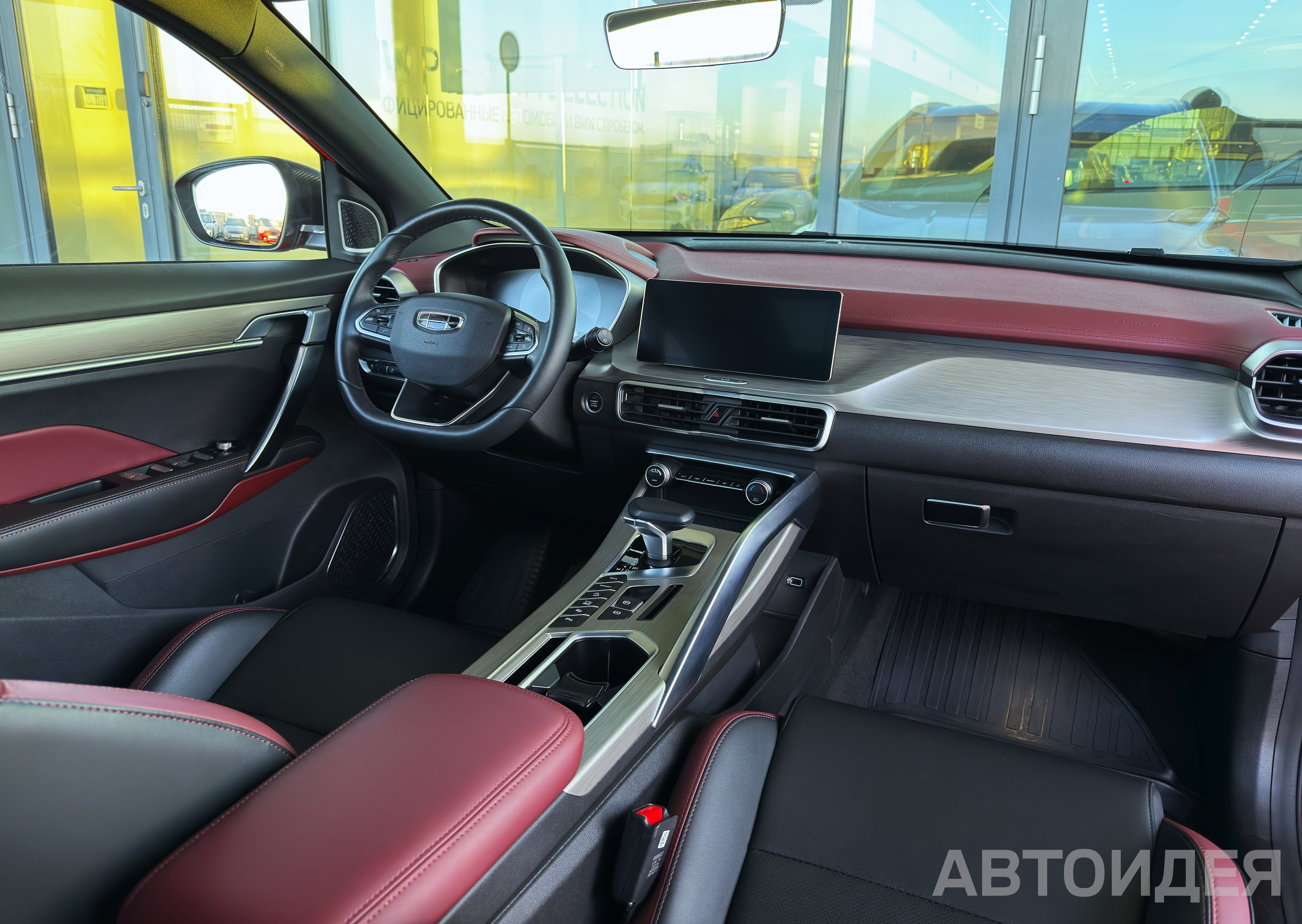 GEELY COOLRAY фото 5