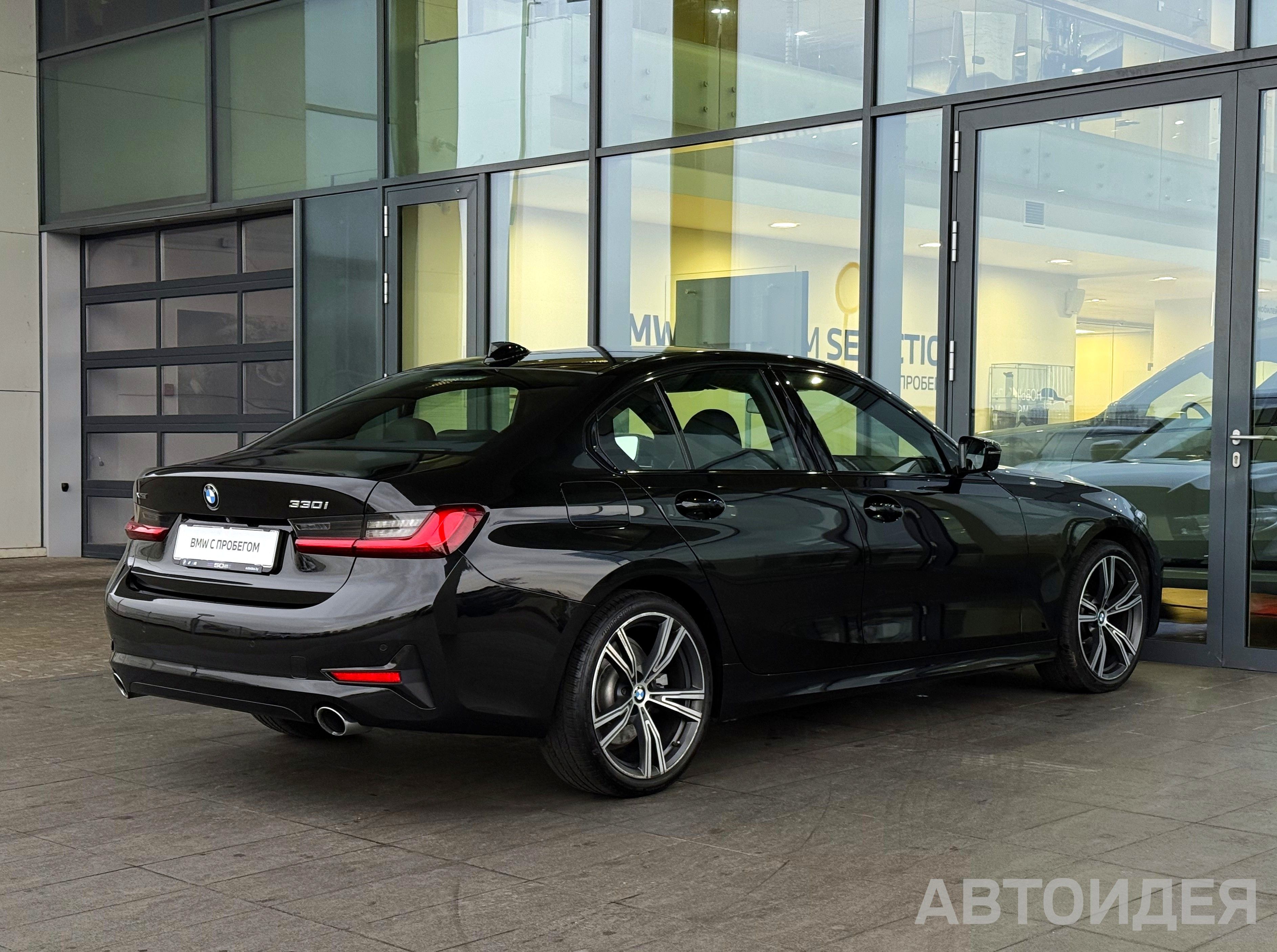 BMW 330i xDrive фото 3
