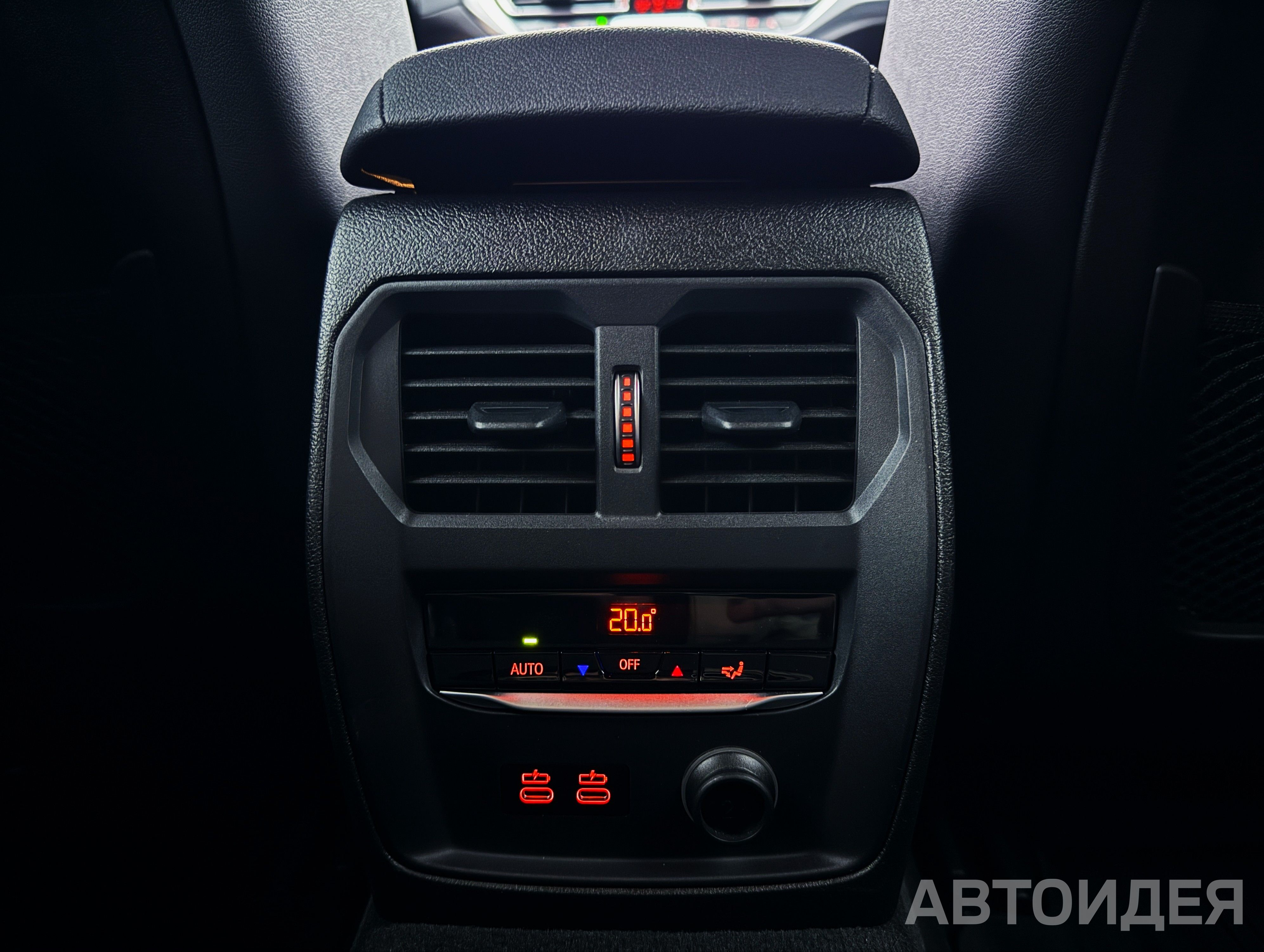 BMW 330i xDrive фото 16