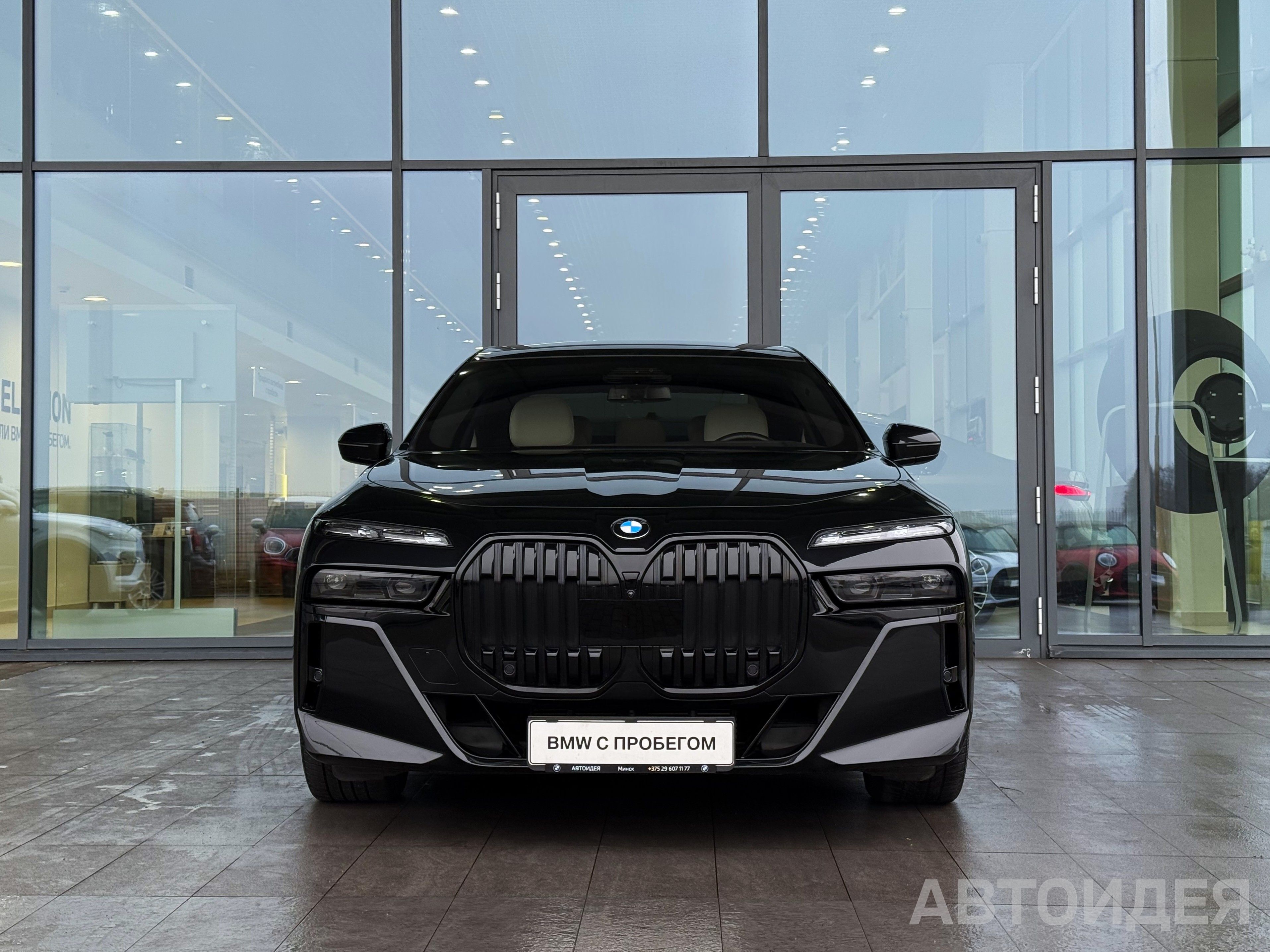 BMW 740d xDrive фото 1