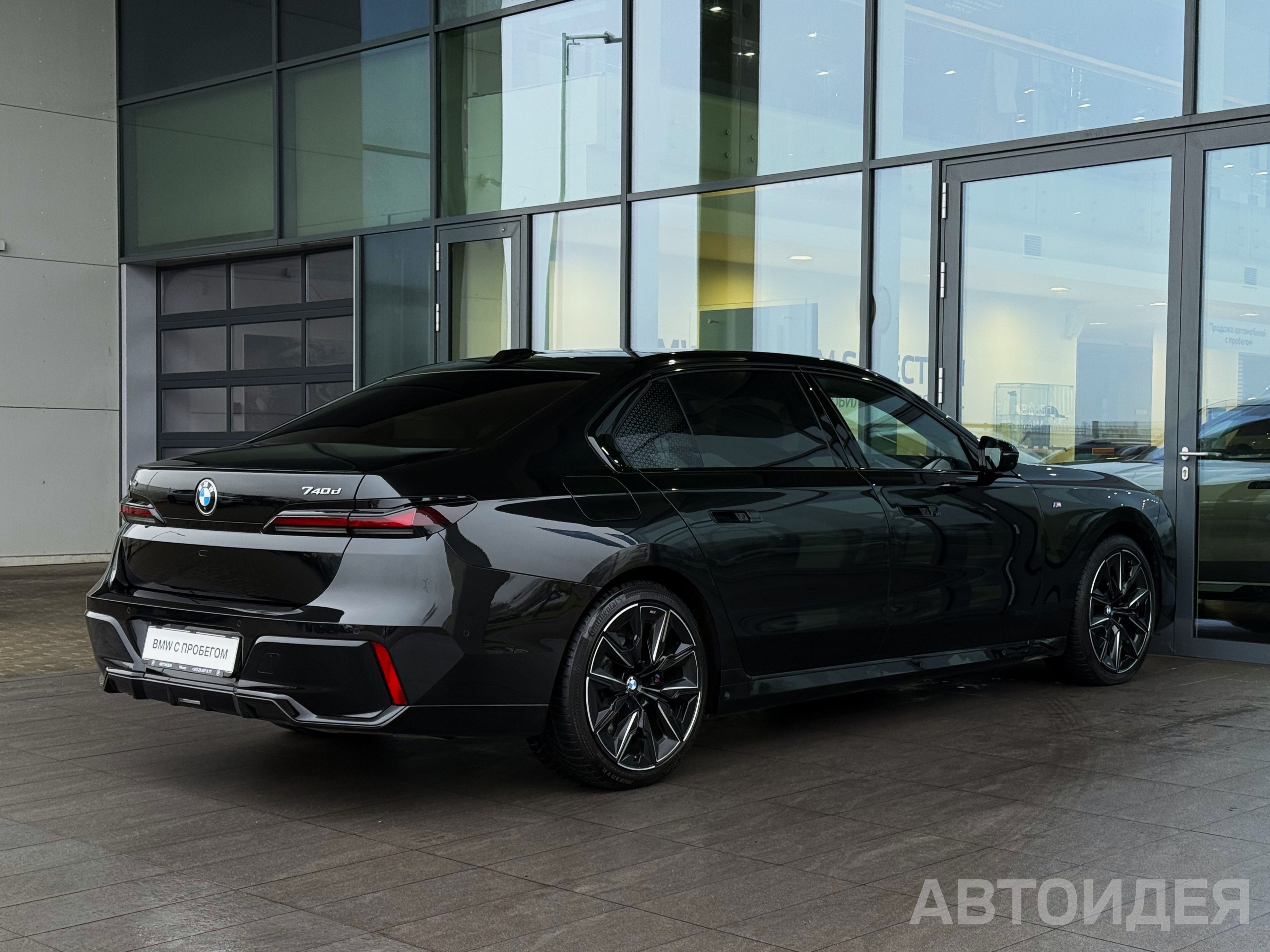 BMW 740d xDrive фото 3