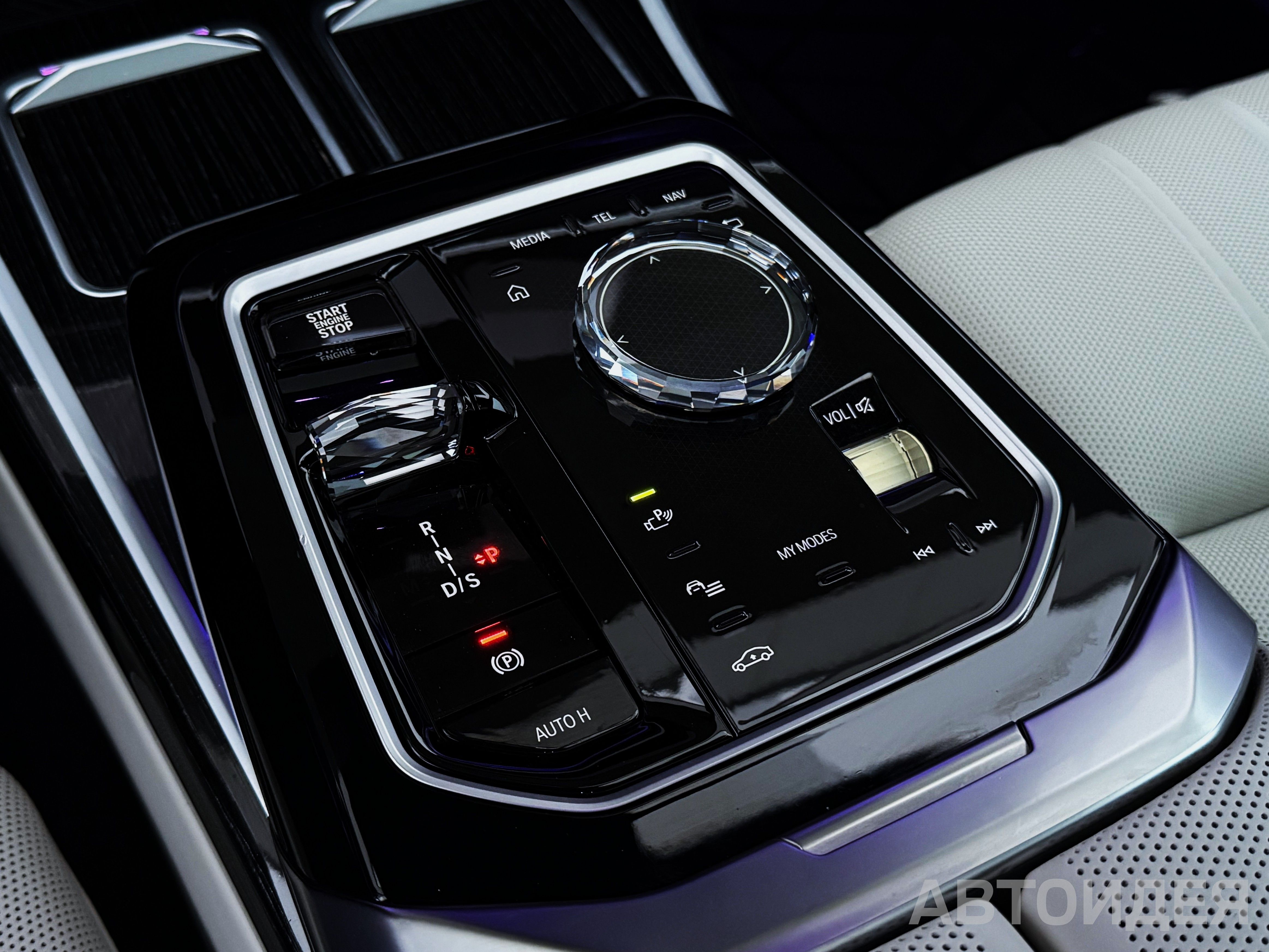 BMW 740d xDrive фото 17