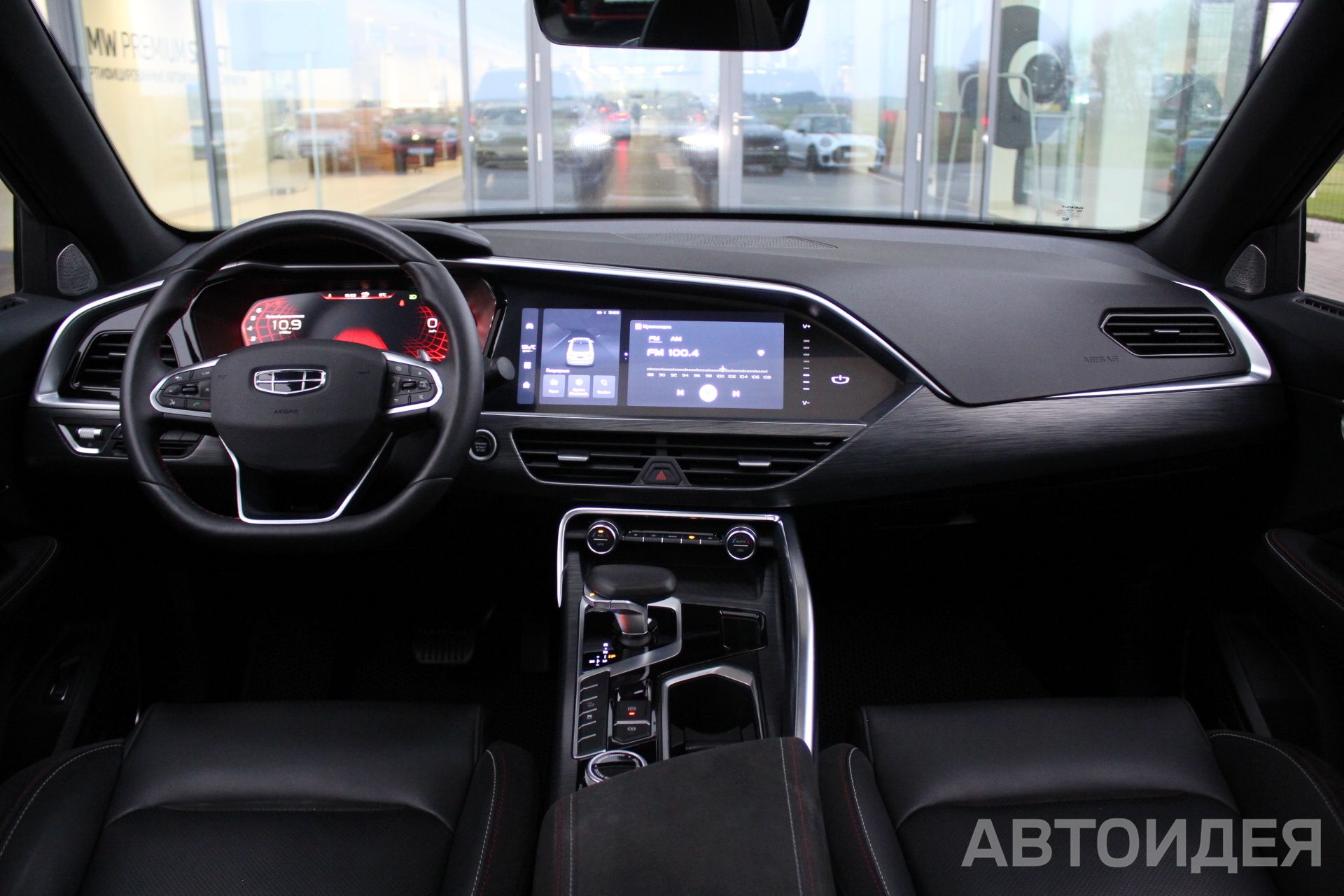 GEELY Tugella фото 8