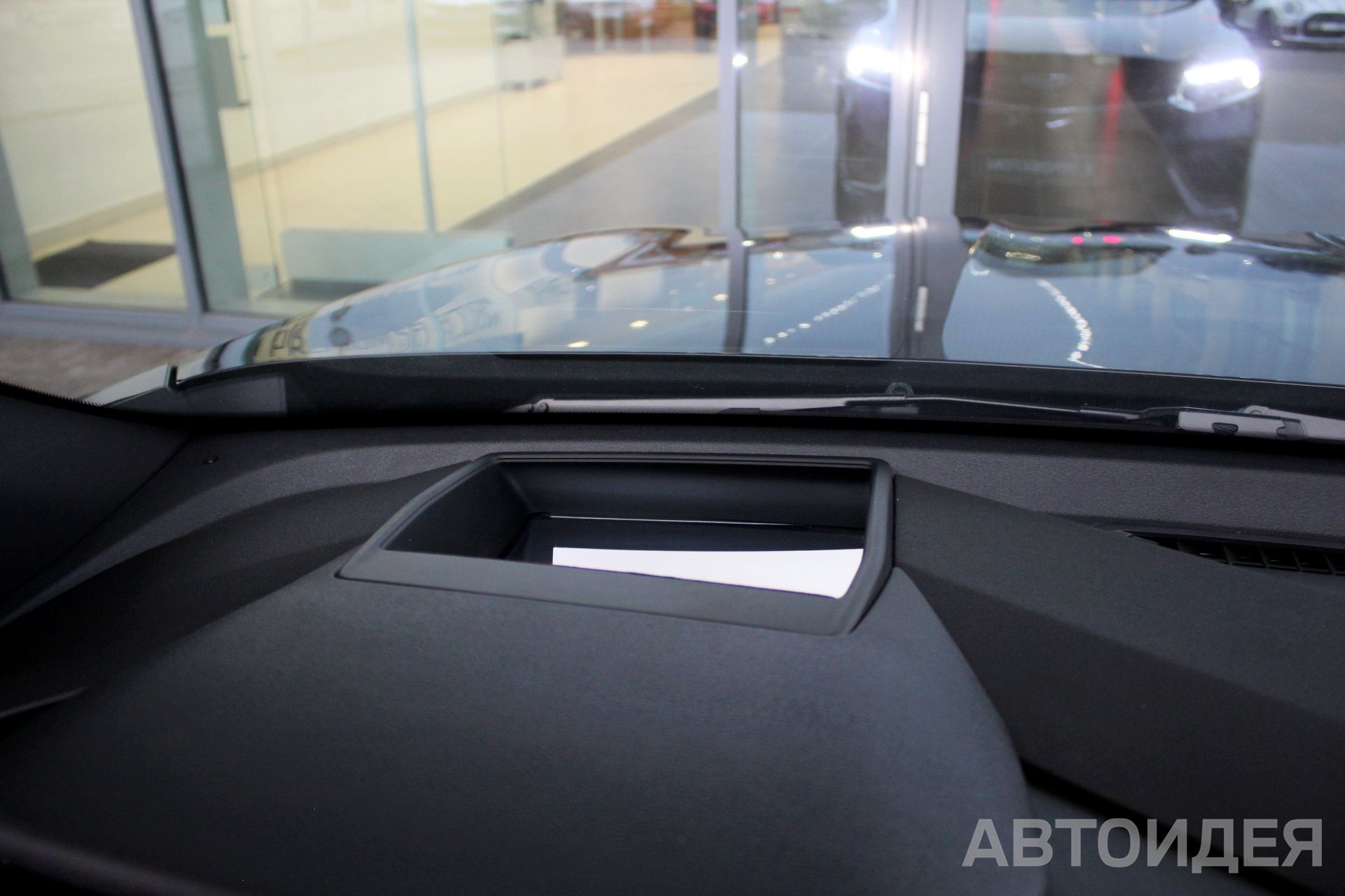 GEELY Tugella фото 12