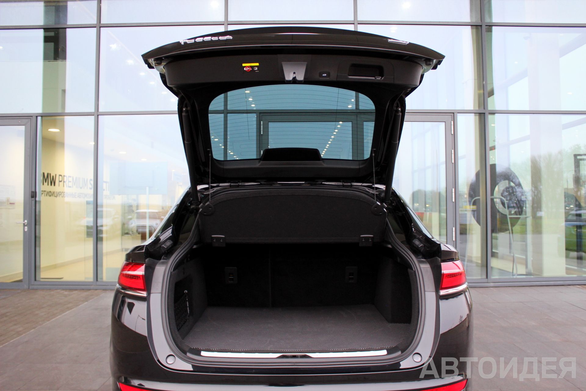 GEELY Tugella фото 25