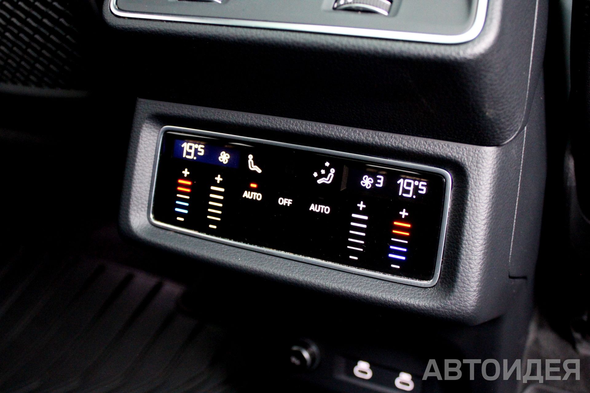 Audi Q8 SPORTBACK 50 E-TRON фото 27