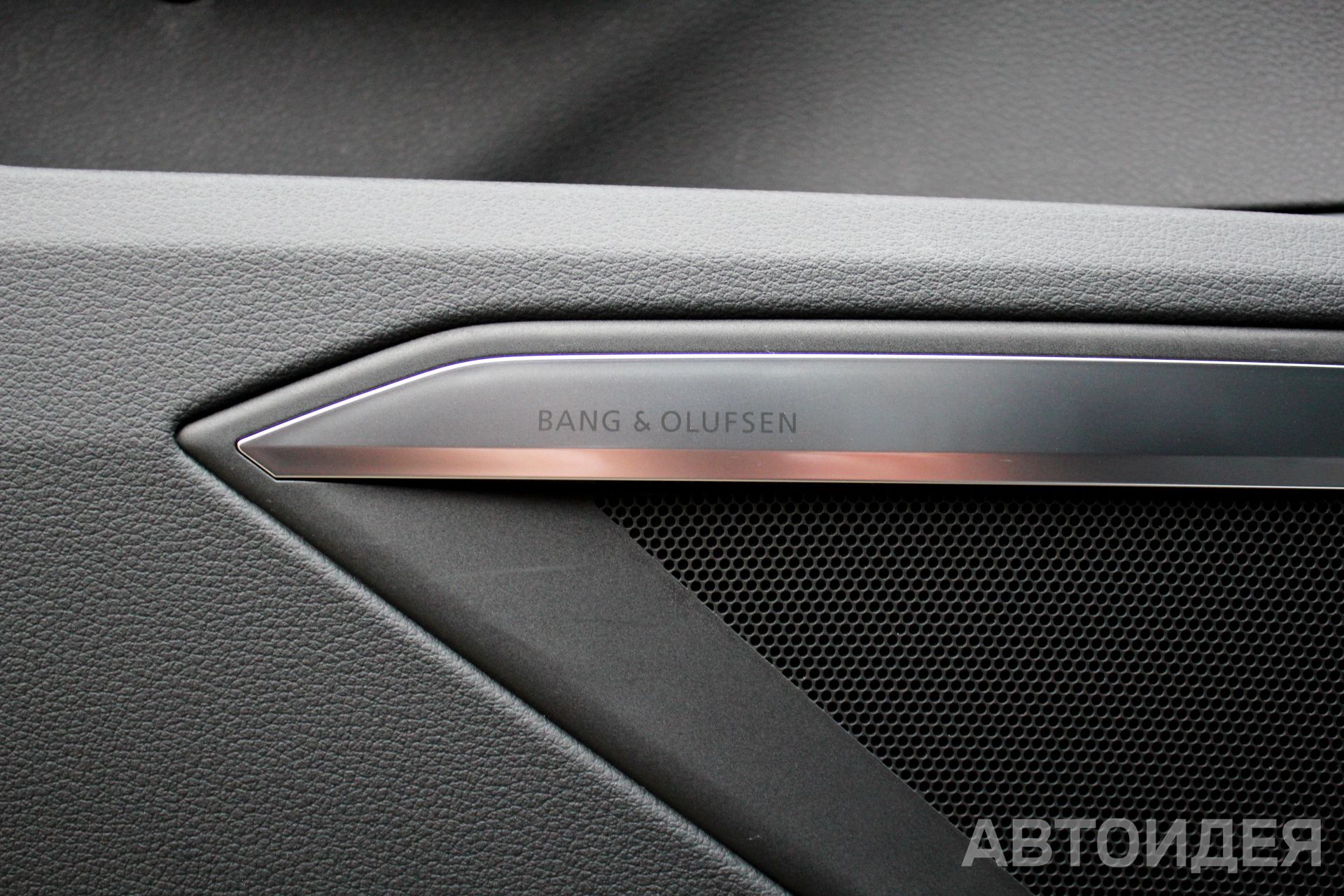 Audi Q8 SPORTBACK 50 E-TRON фото 21