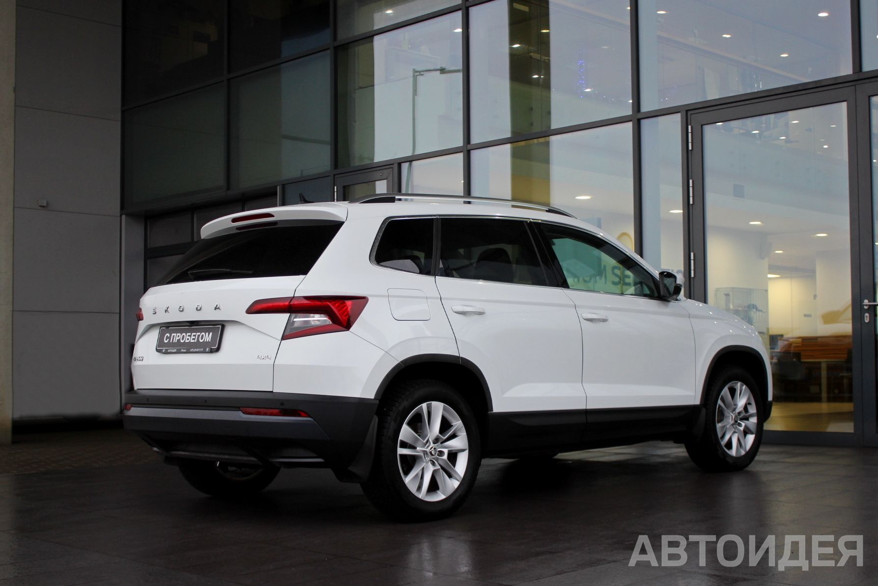 Škoda Karoq фото 1