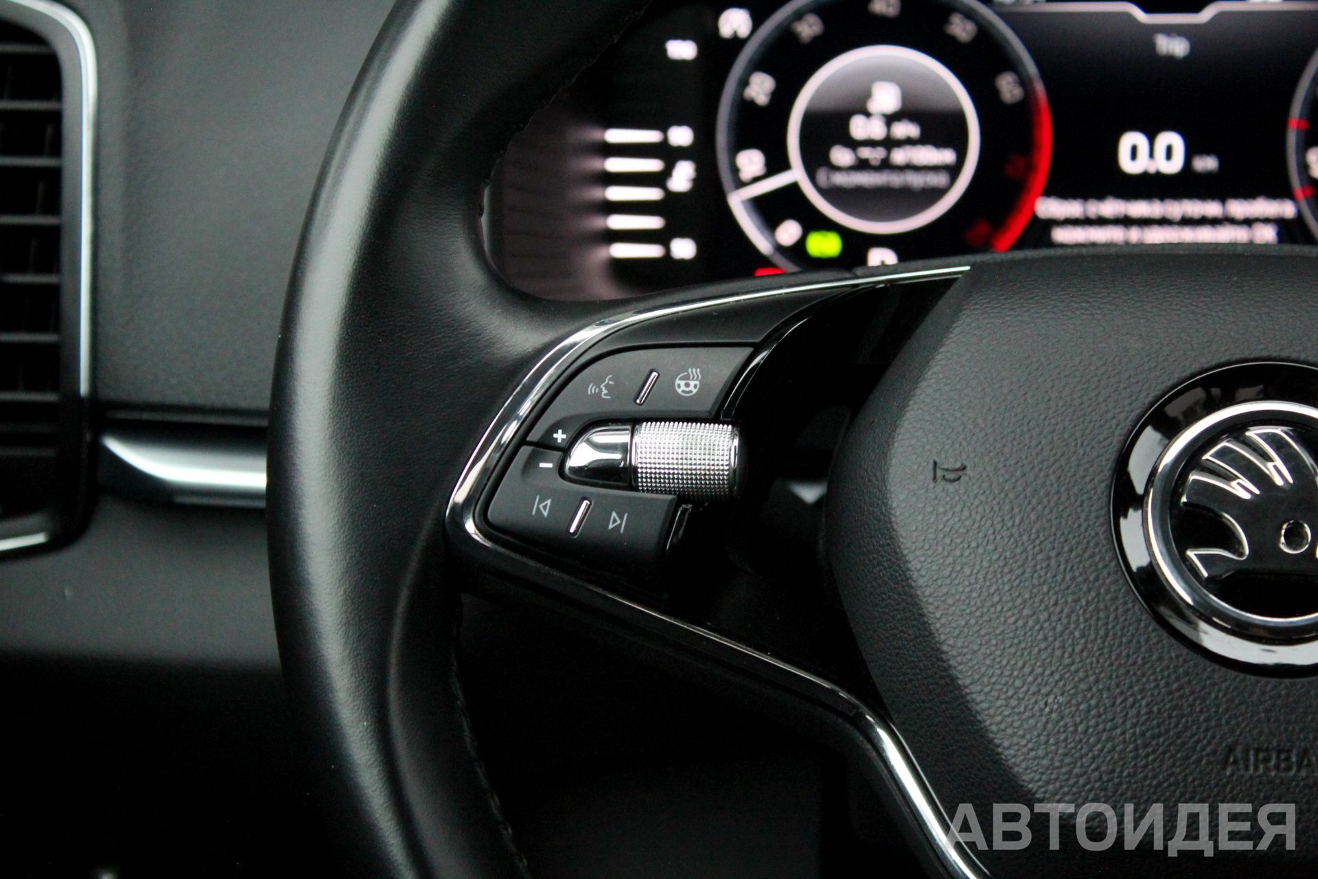 Škoda Karoq фото 10