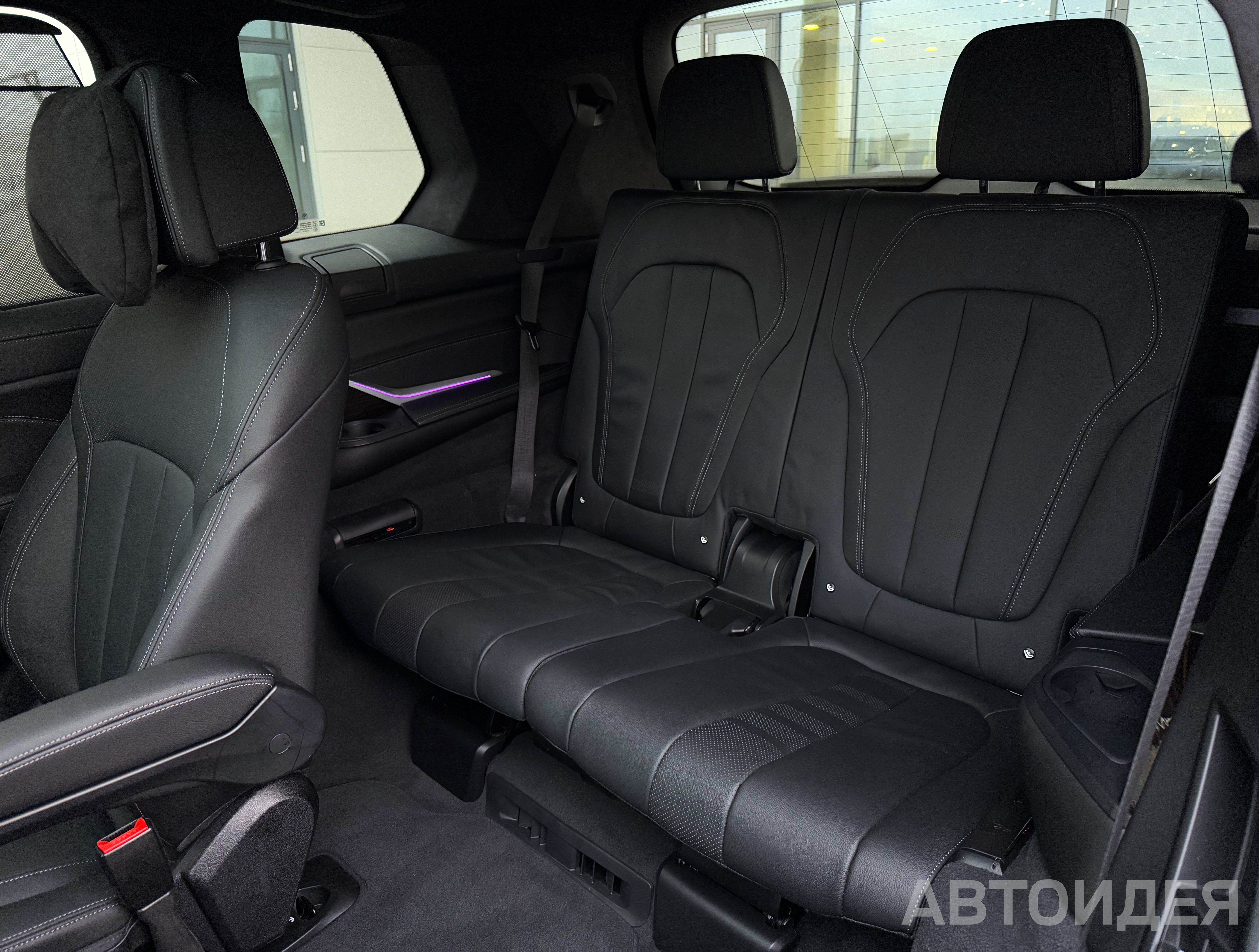 BMW X7 xDrive40i фото 17