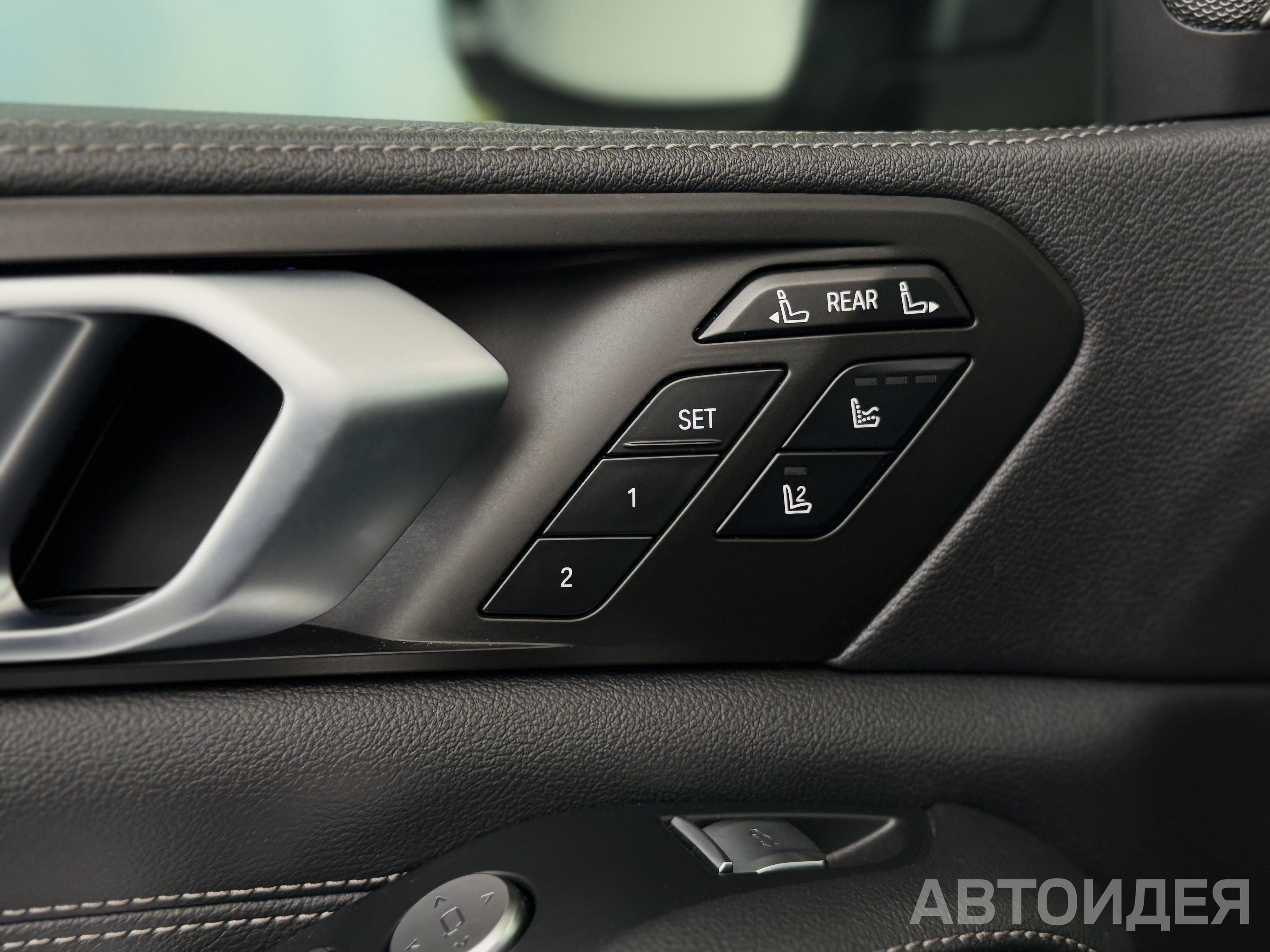 BMW X7 xDrive40i фото 32