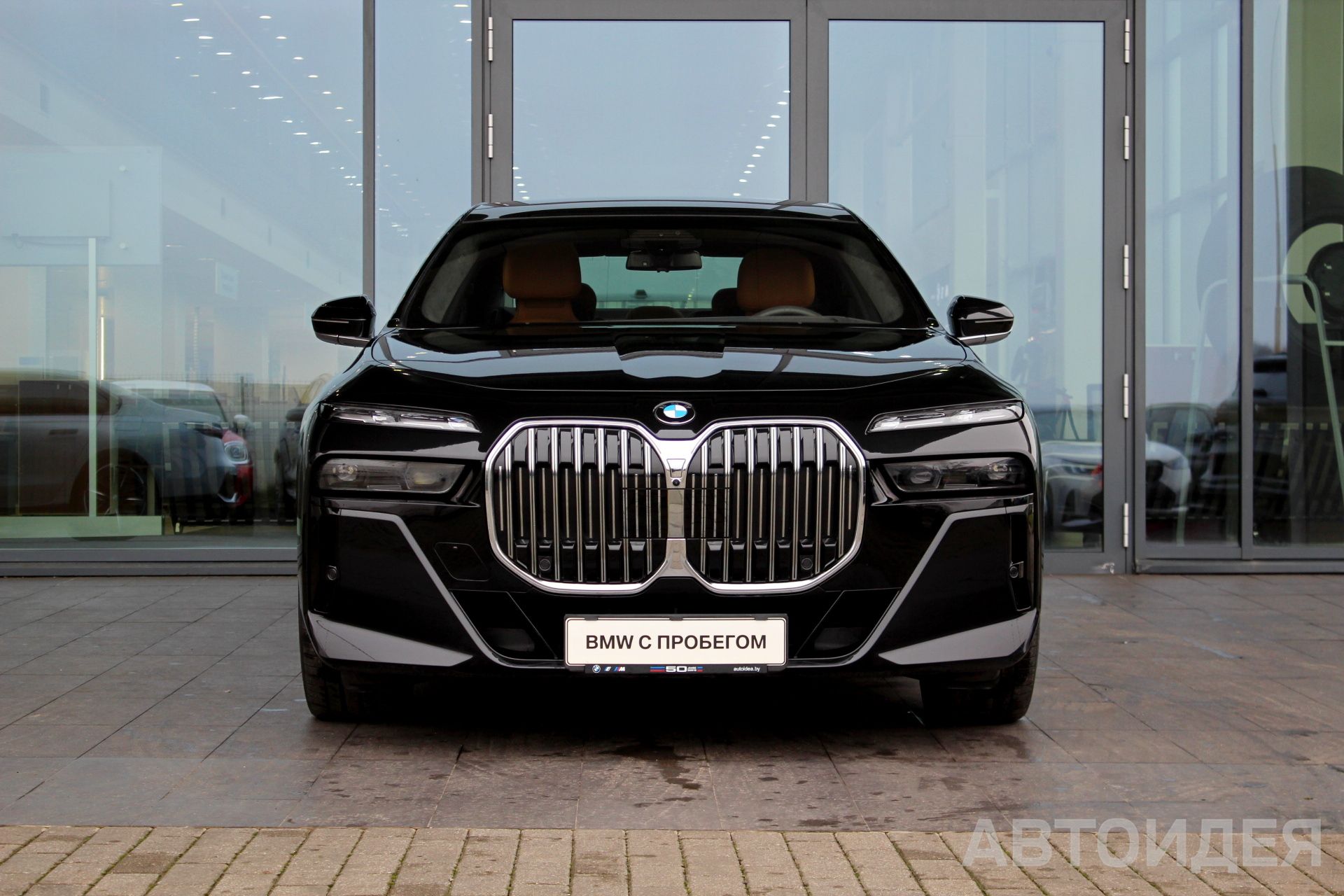 BMW 760i xDrive фото 4
