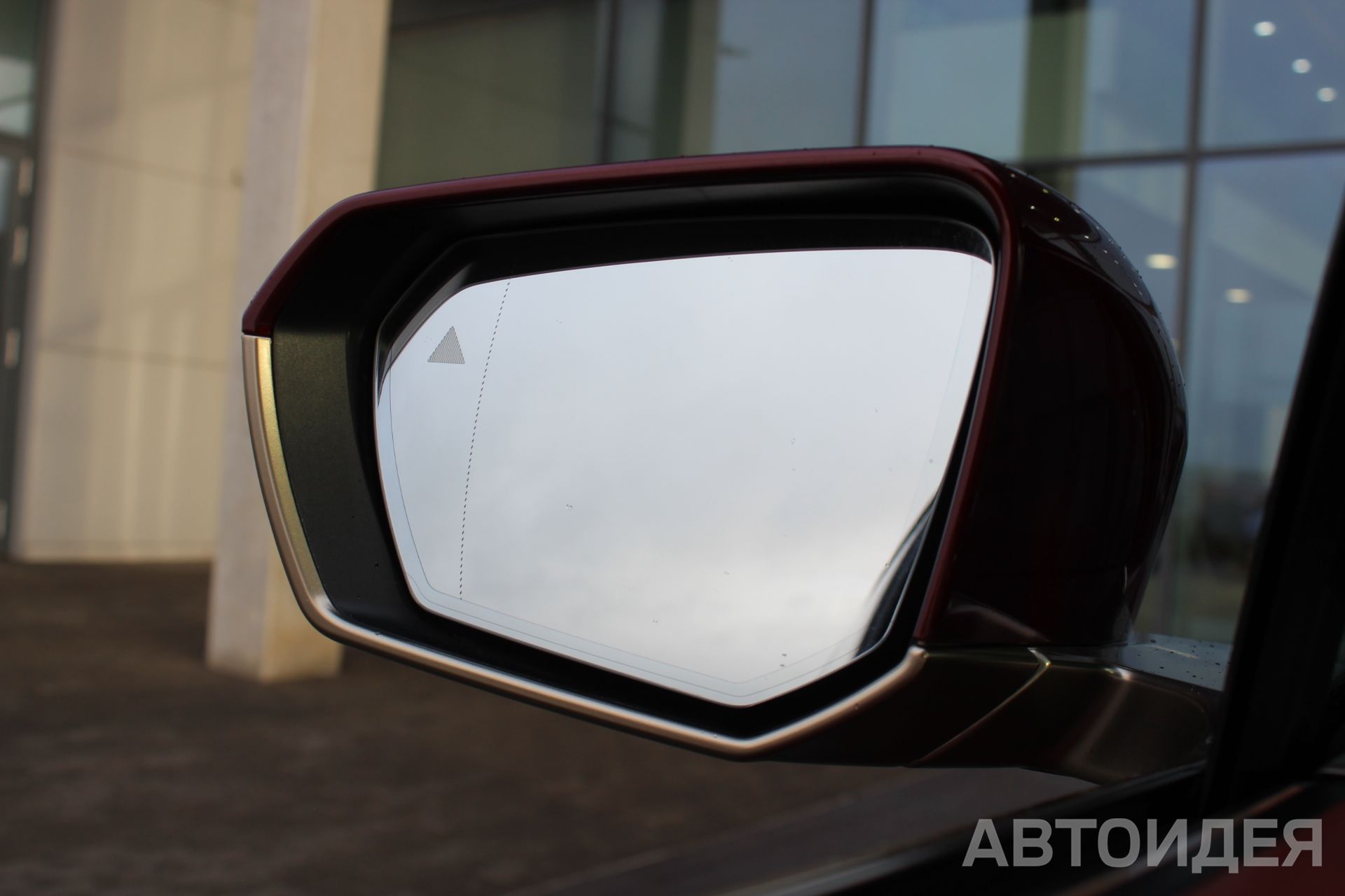 BMW i iX xDrive50 фото 29