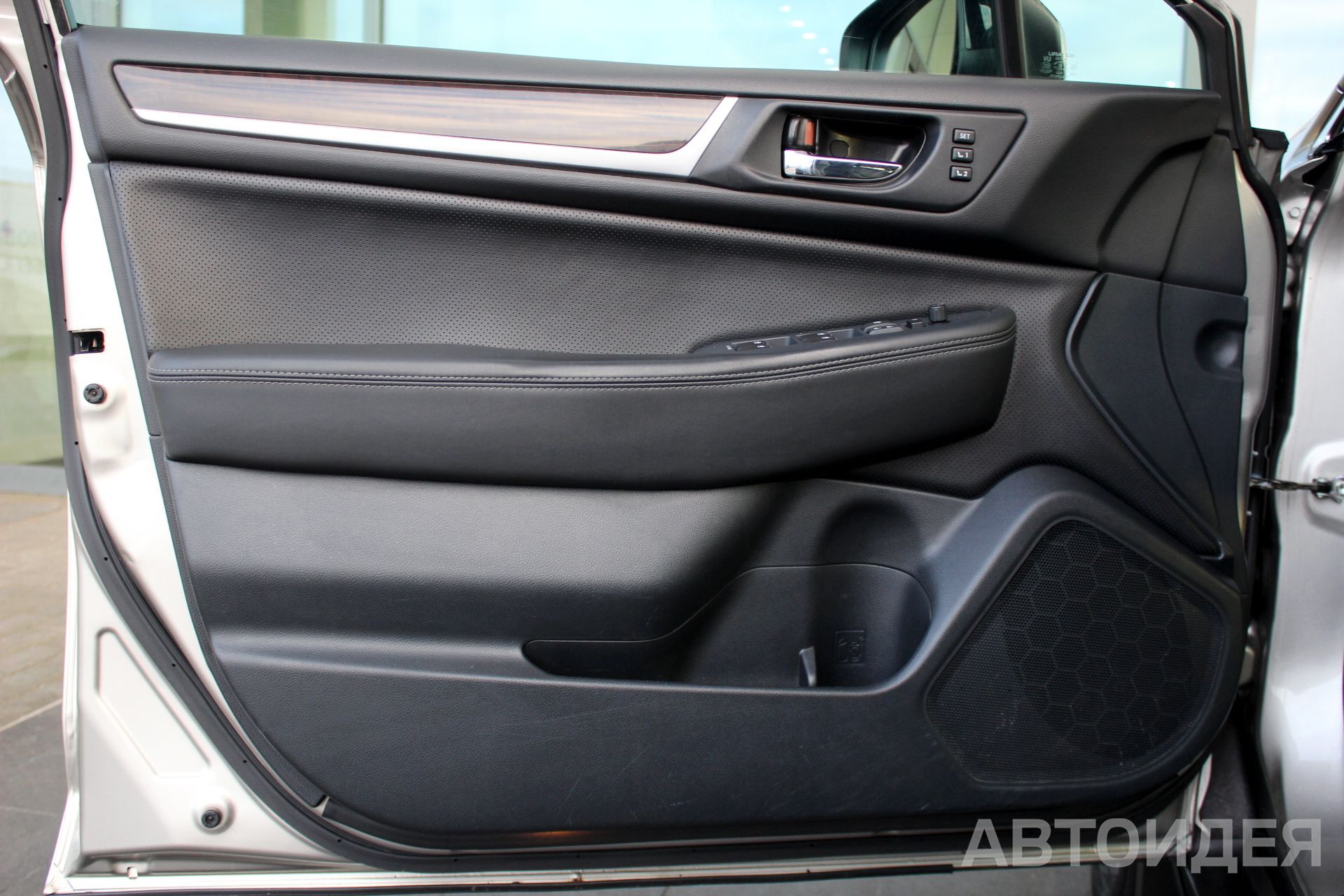 subaru OUTBACK фото 18