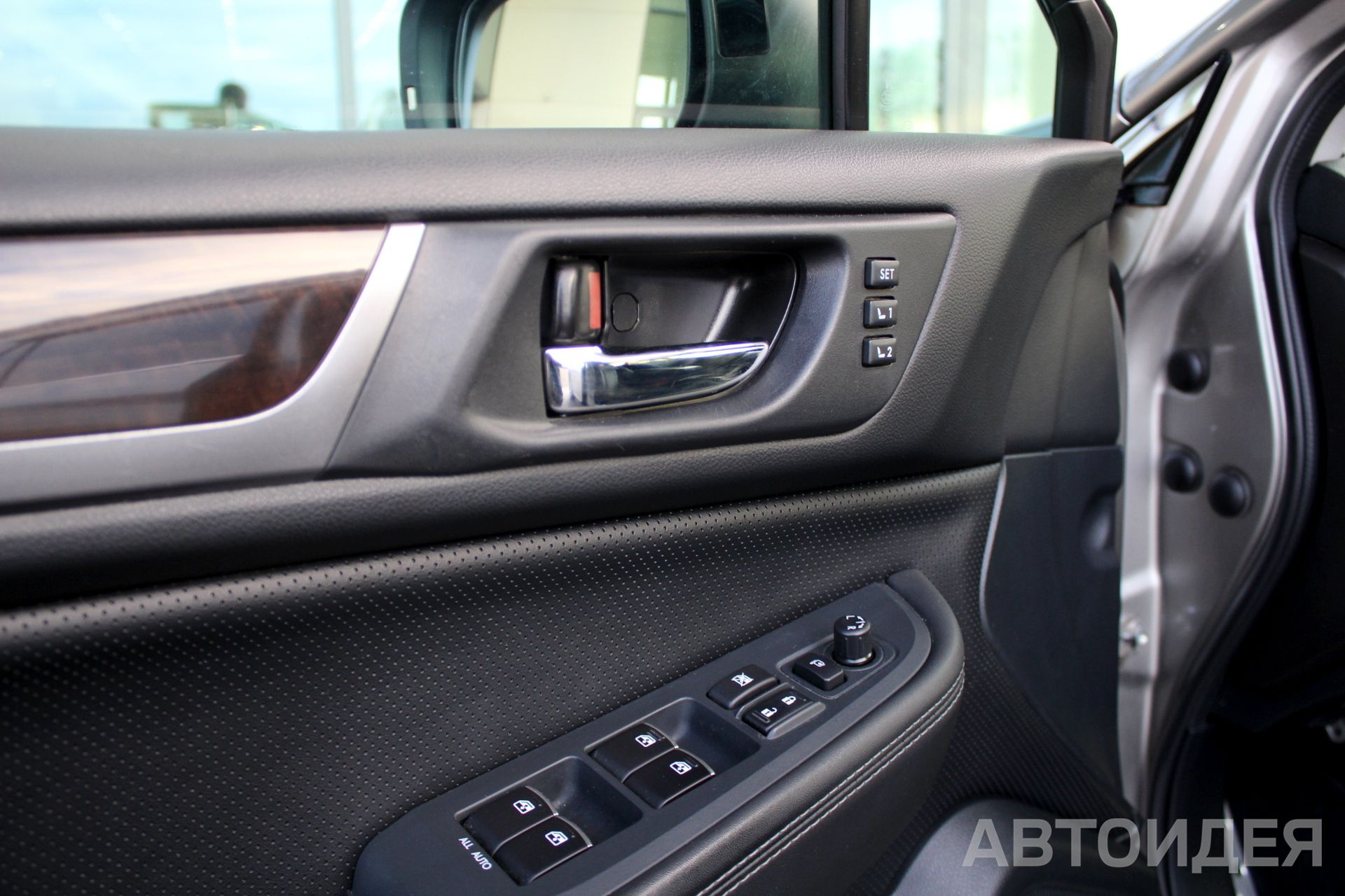 subaru OUTBACK фото 19