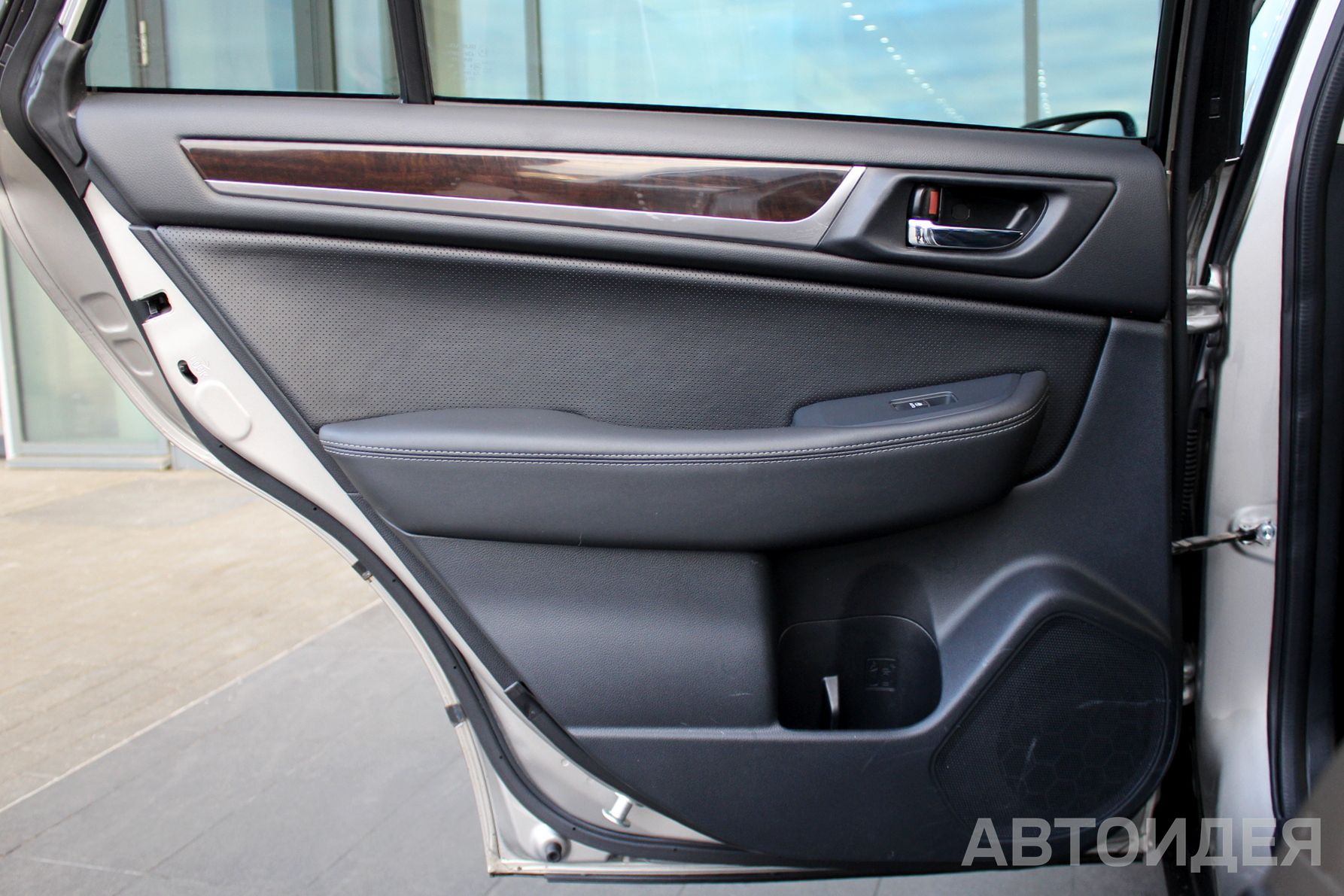 subaru OUTBACK фото 22