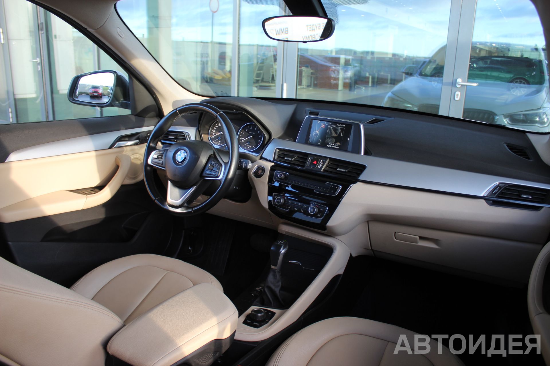 BMW X1 sDrive 18i фото 7