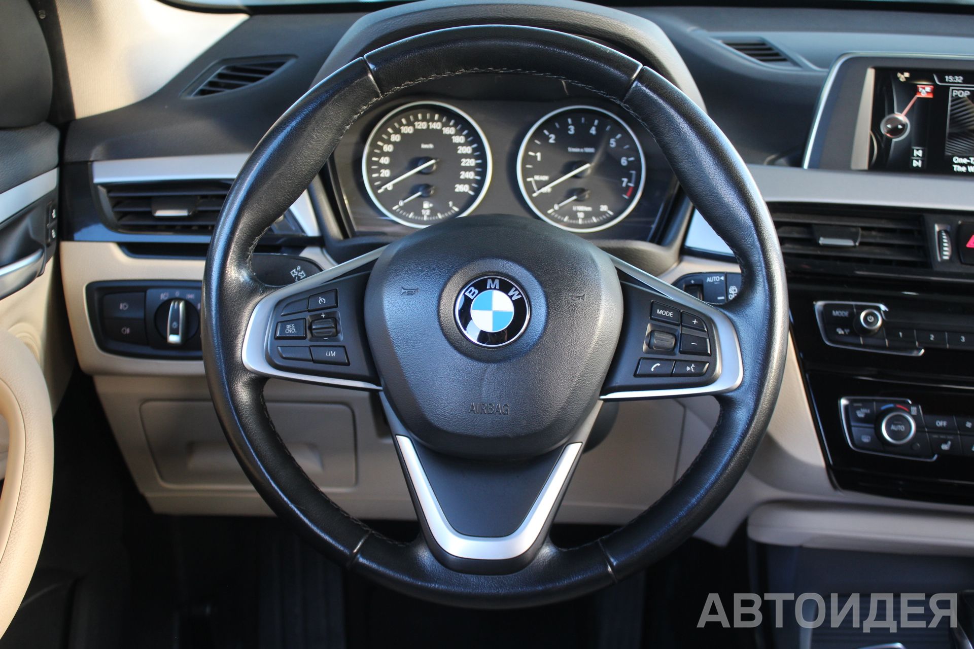 BMW X1 sDrive 18i фото 10
