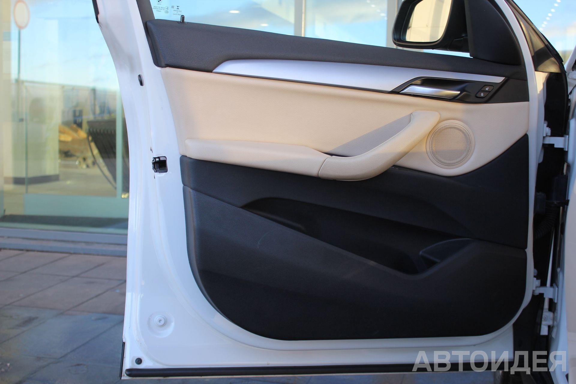 BMW X1 sDrive 18i фото 22