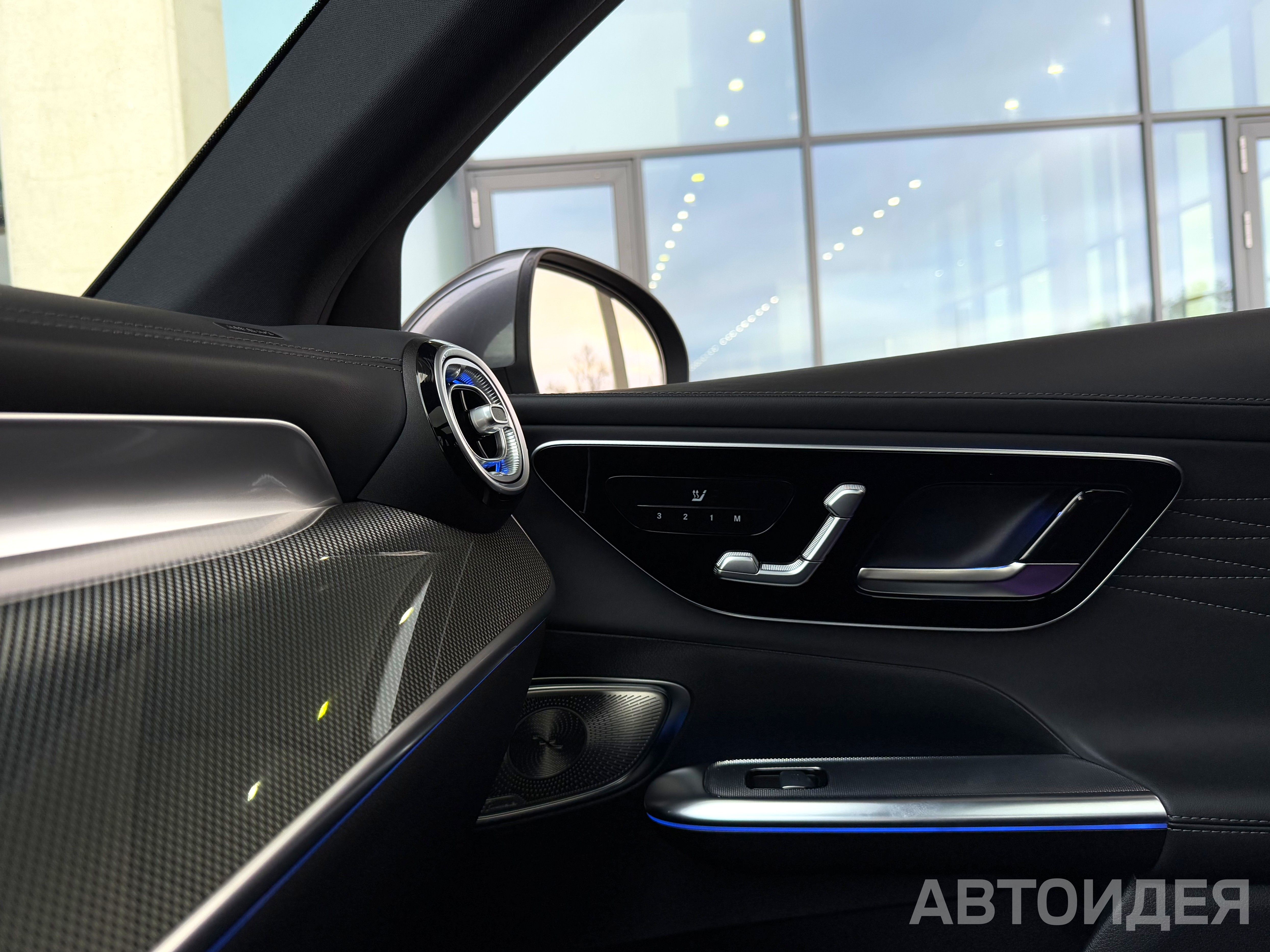 MERCEDES-BENZ GLC 220 D фото 24