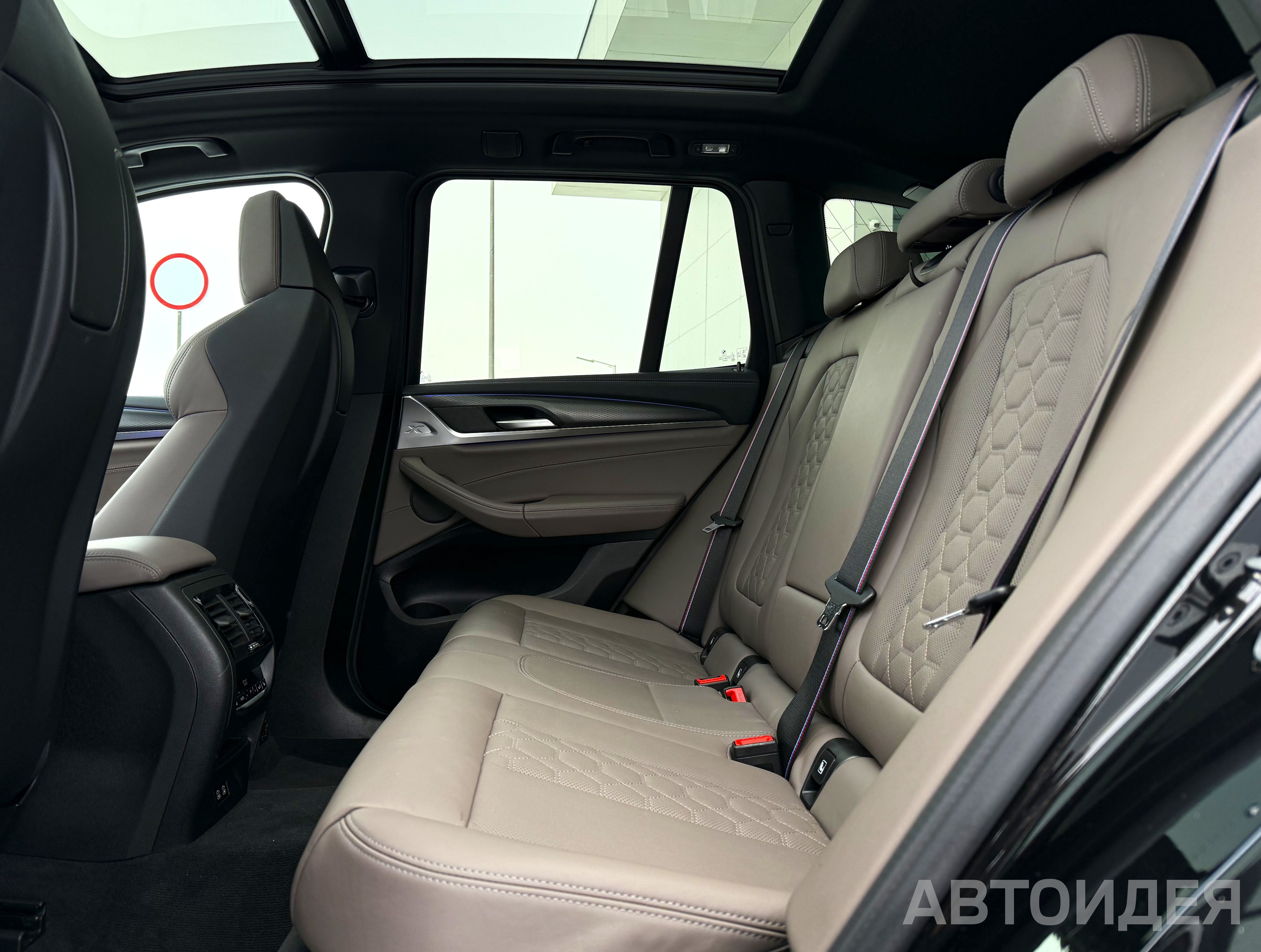 BMW X3 M Черный Сапфир металлик фото 16