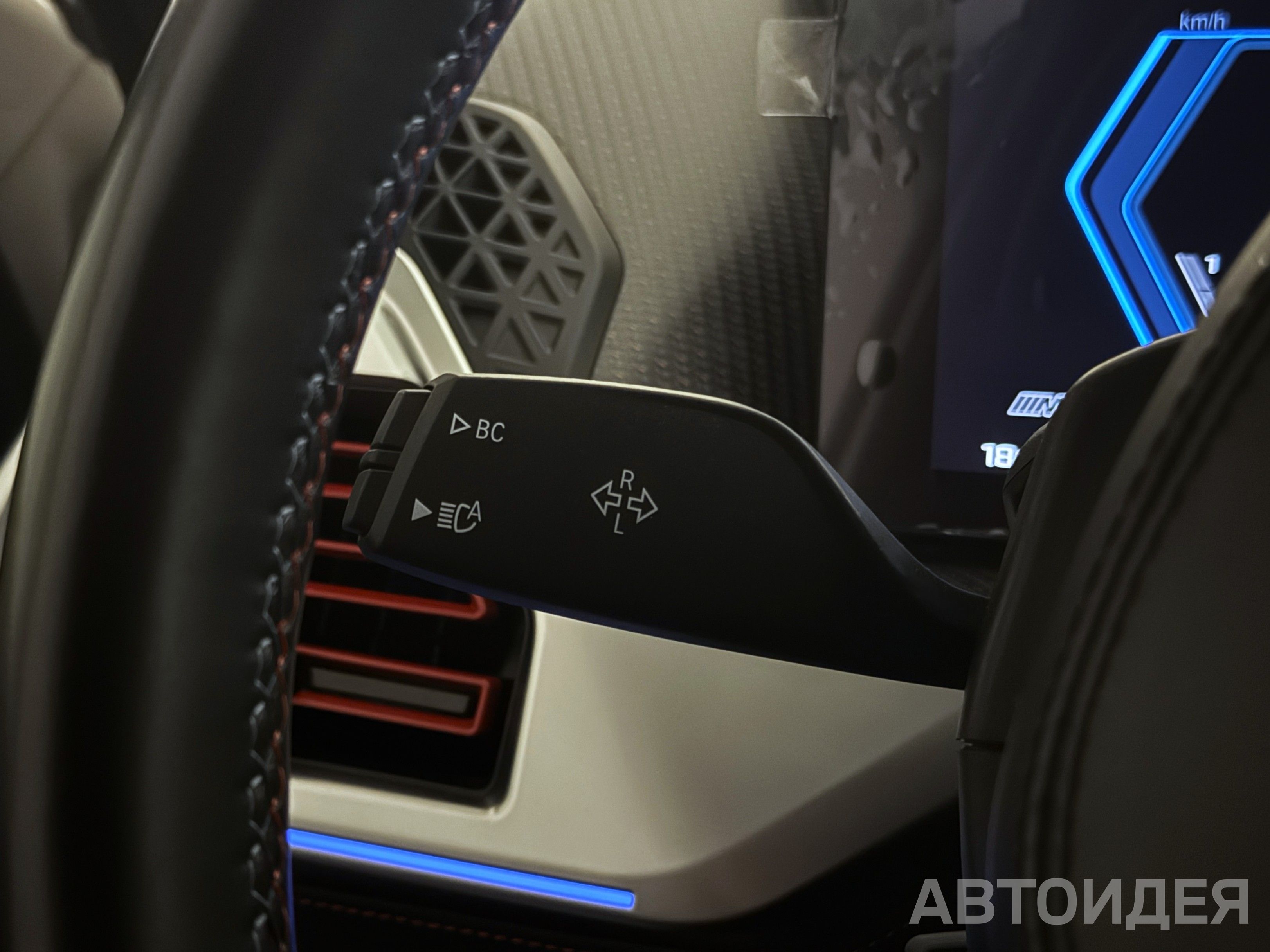 BMW XM Label фото 10