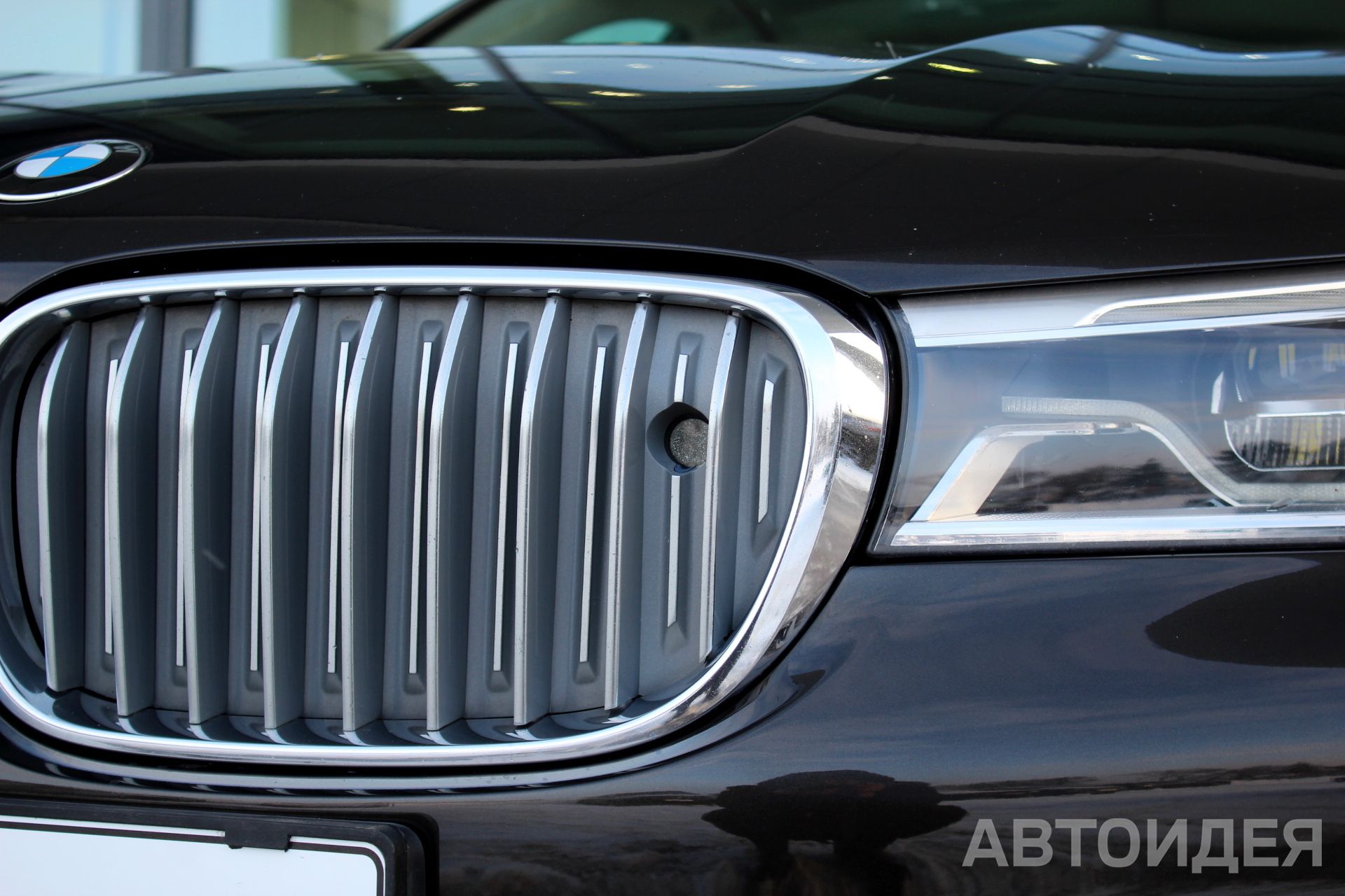 BMW 750Li xDrive Sedan Окраска кузова  