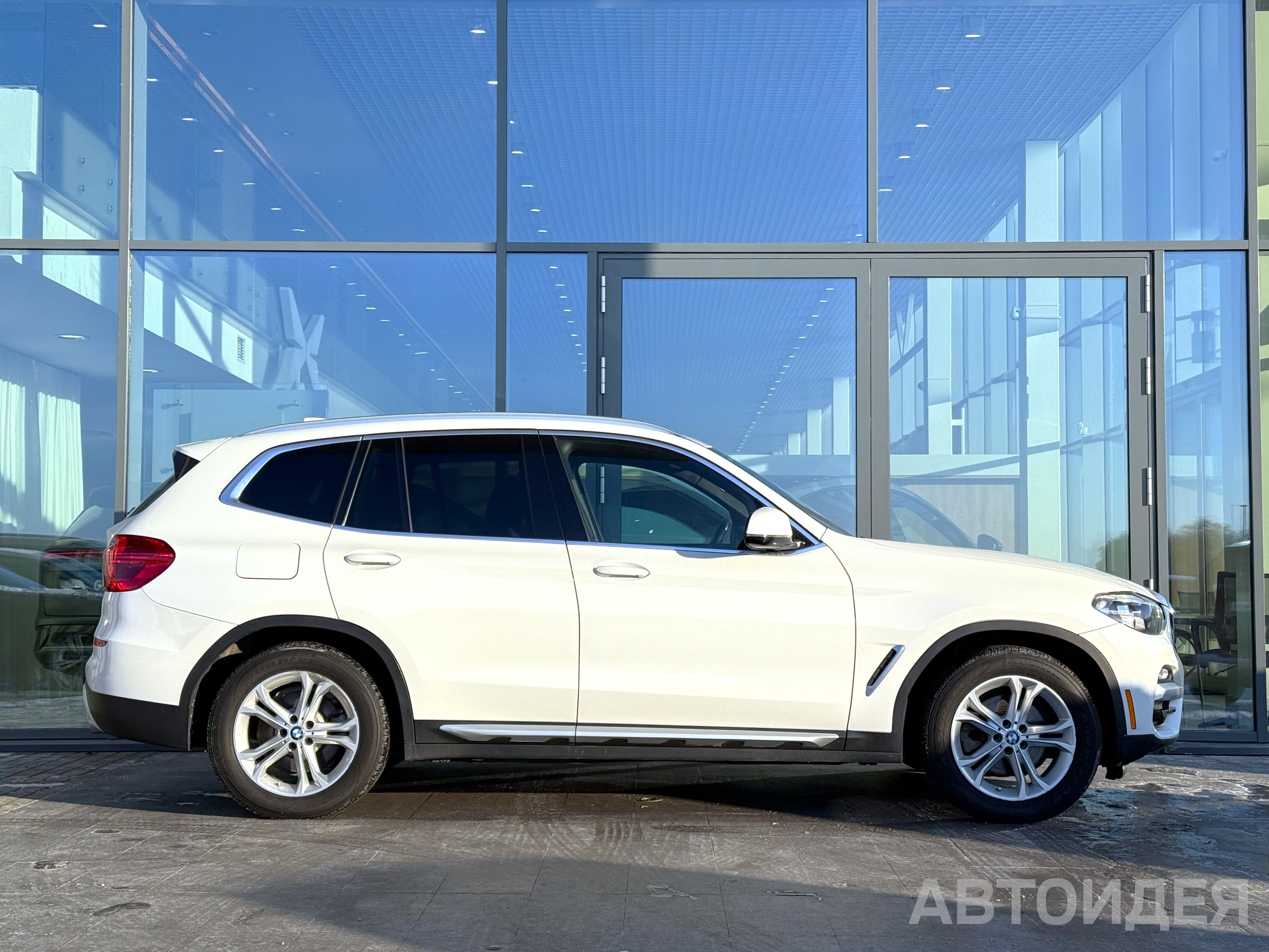 BMW X3 xDrive30i фото 2