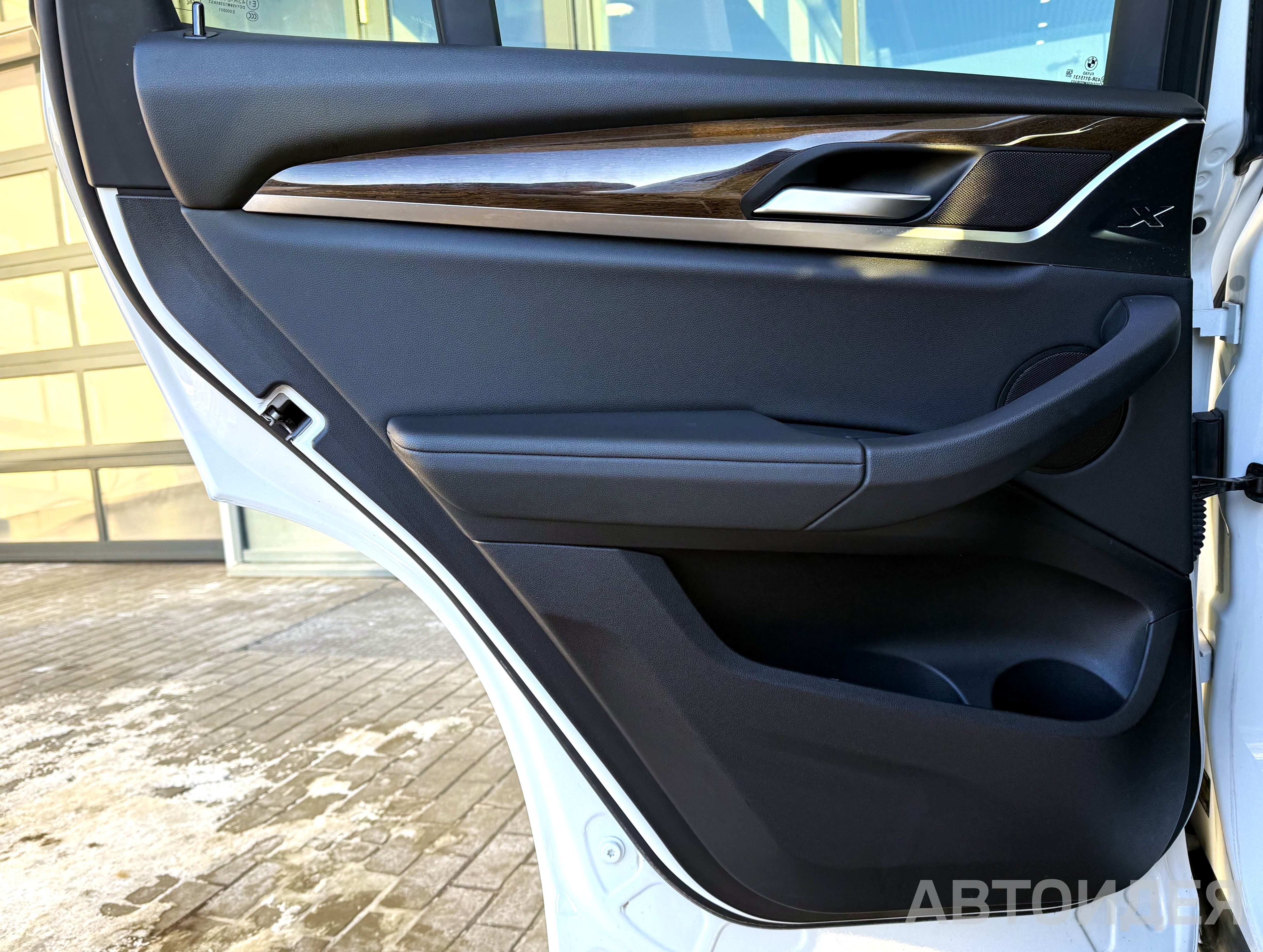 BMW X3 xDrive30i фото 13