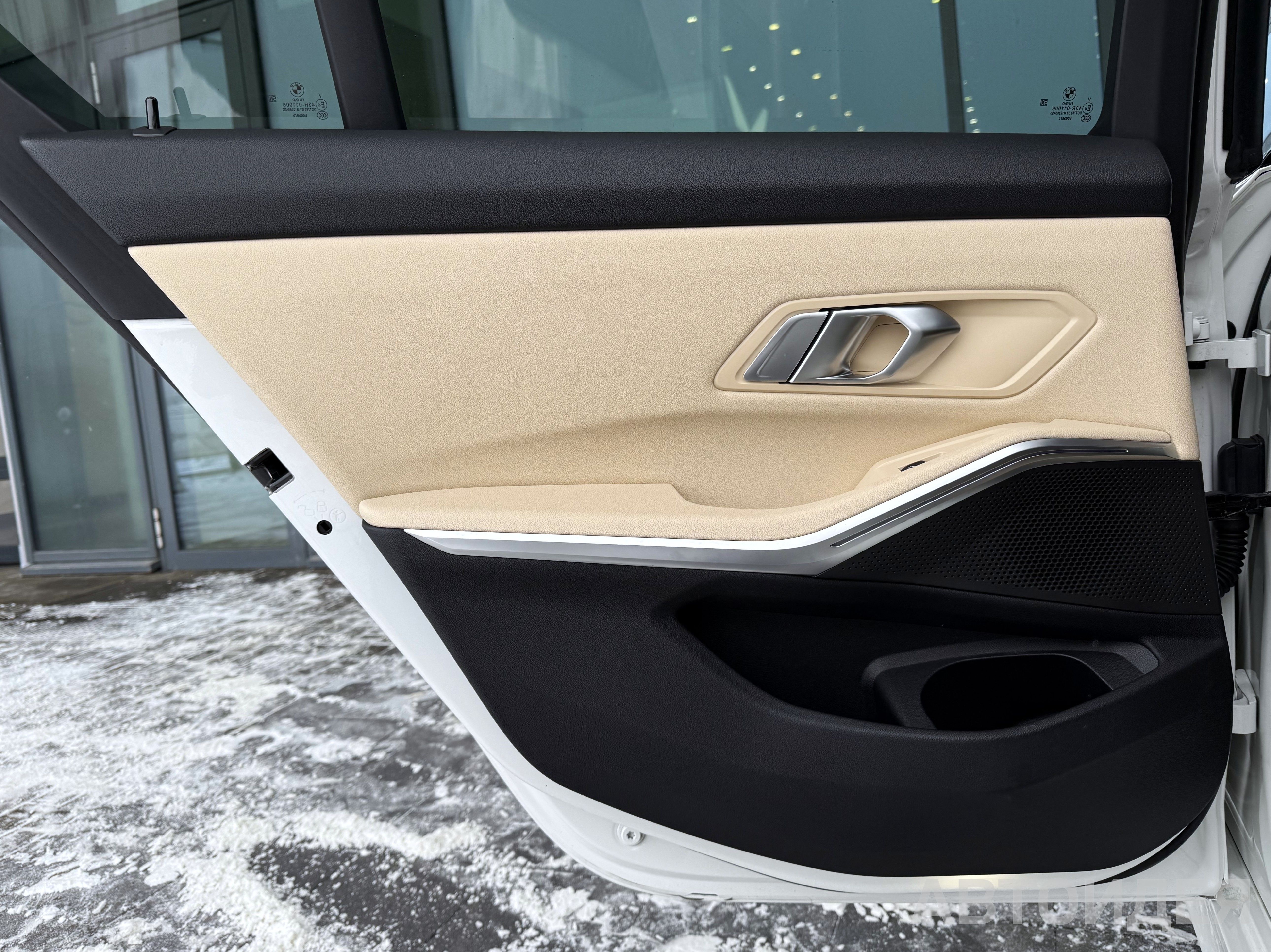 BMW 320d фото 14