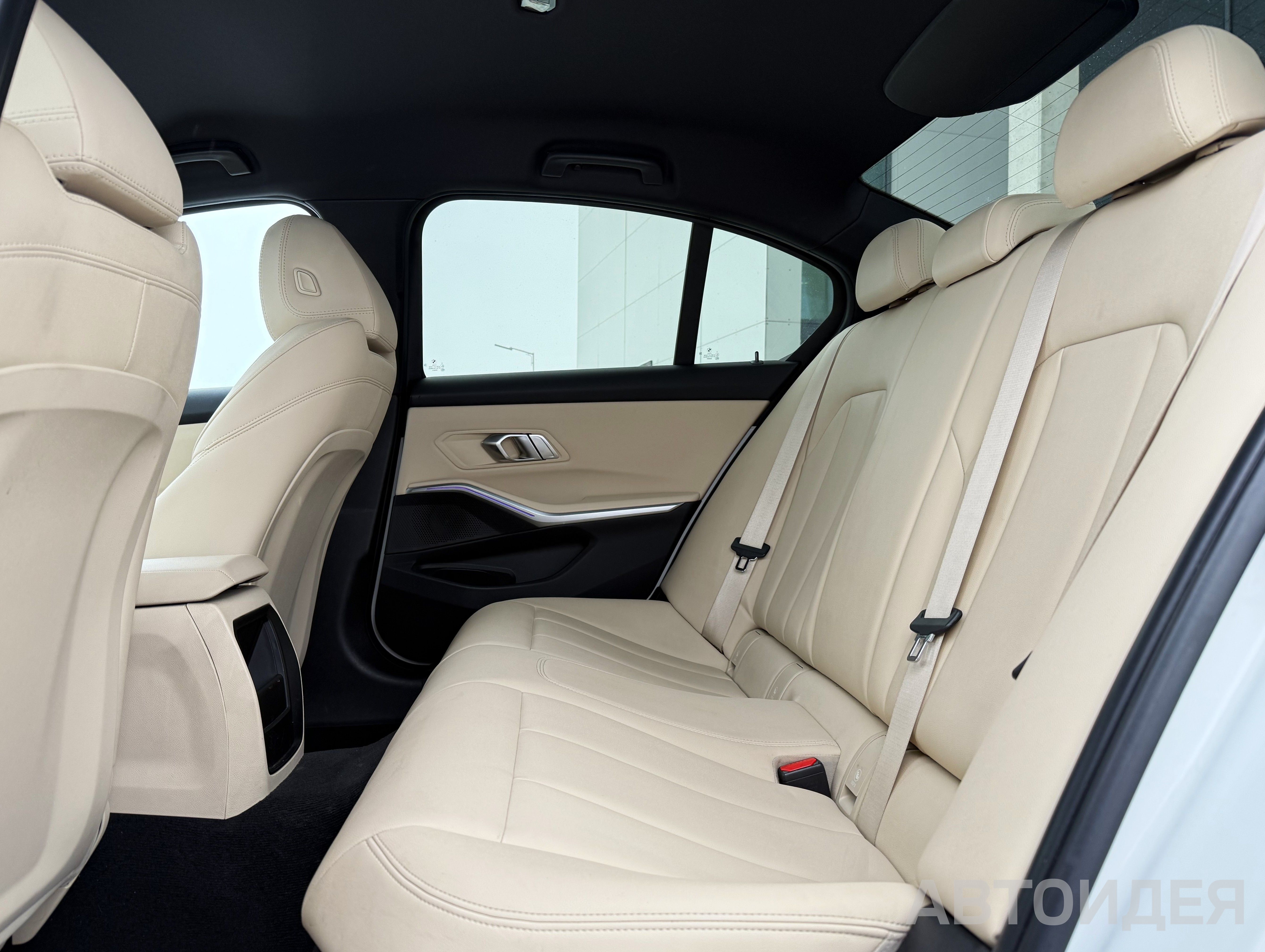 BMW 320d фото 15