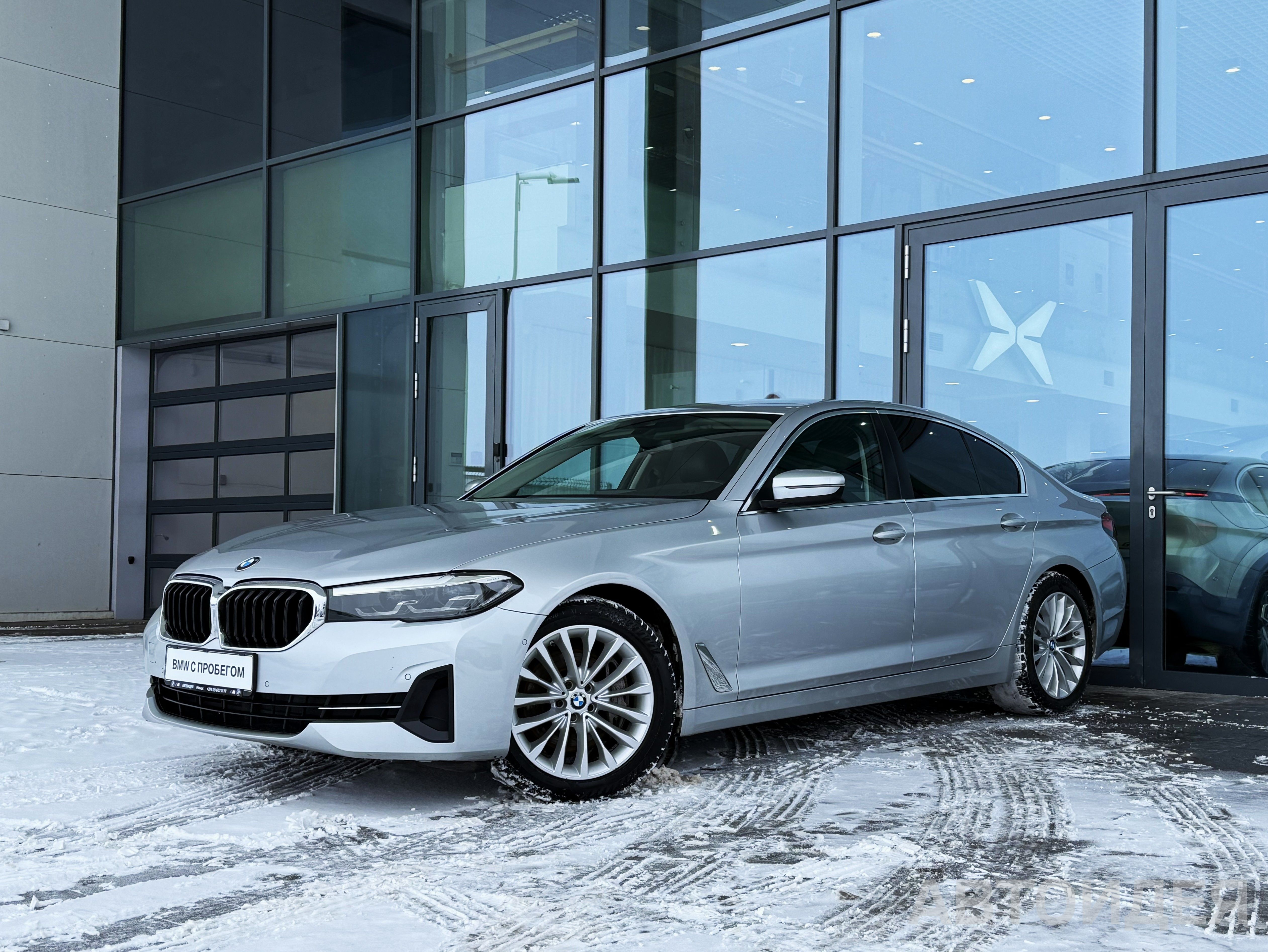 BMW 530d xDrive Sedan Серебристый ледник металлик