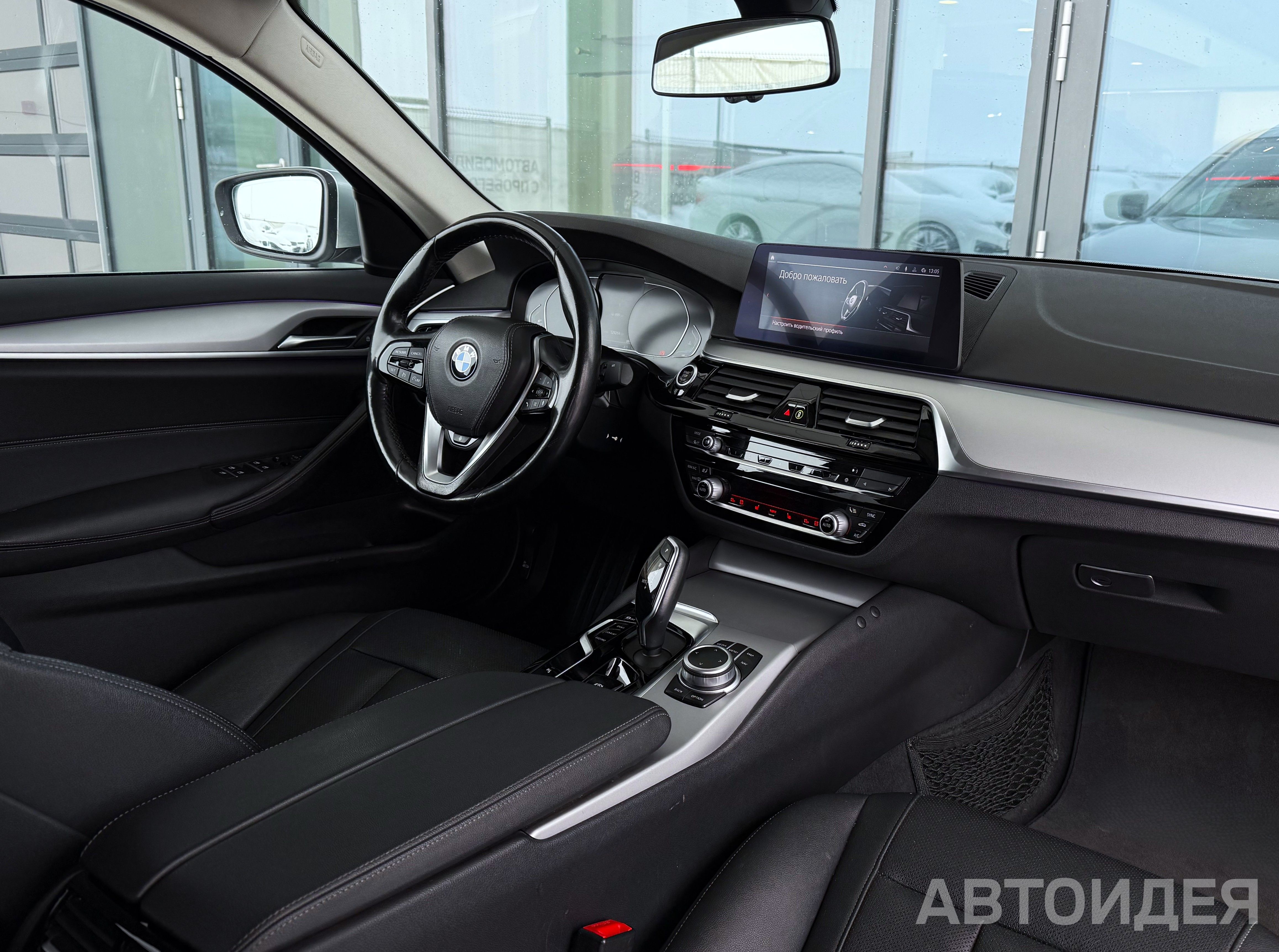 BMW 530d xDrive Sedan Серебристый ледник металлик фото 5