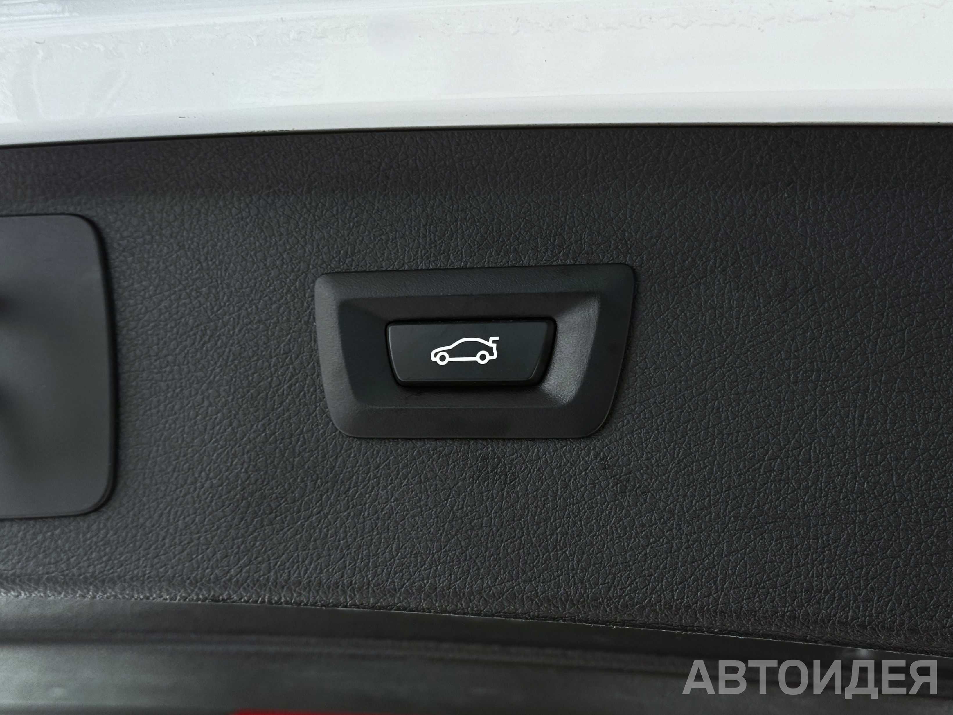 BMW 218i Active Tourer фото 22